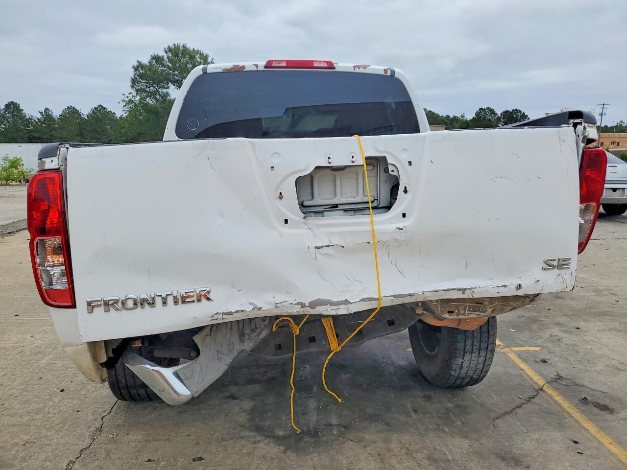 2005 Nissan Frontier Se White vin: 1N6AD07U45C443577