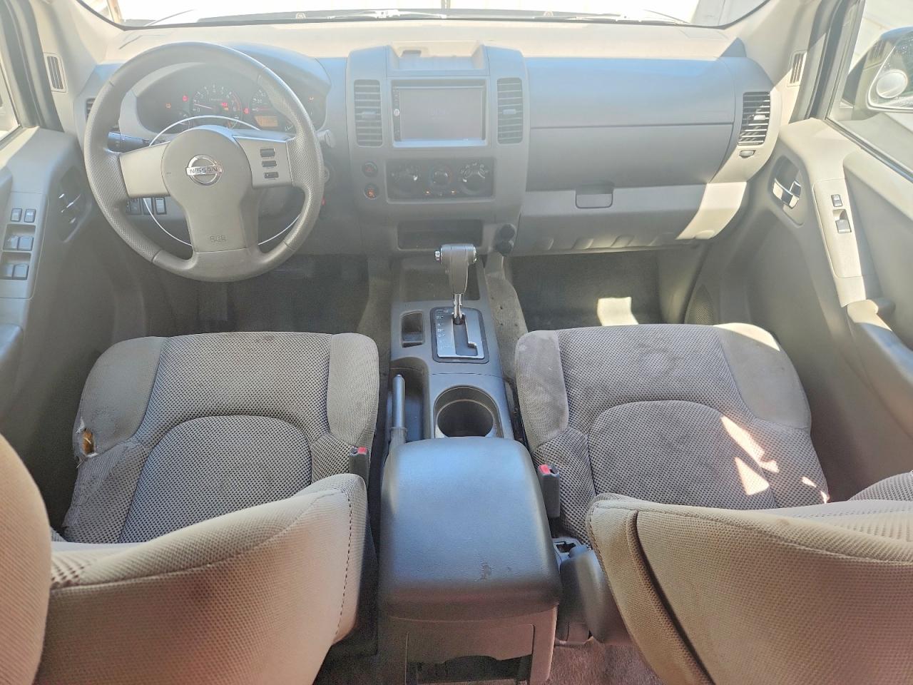 2005 Nissan Frontier Se Черный vin: 1N6AD07U45C453235