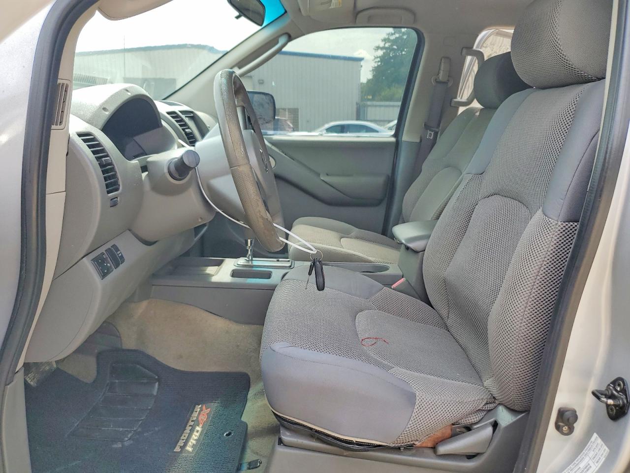 2005 Nissan Frontier Se Silver vin: 1N6AD07U45C459102