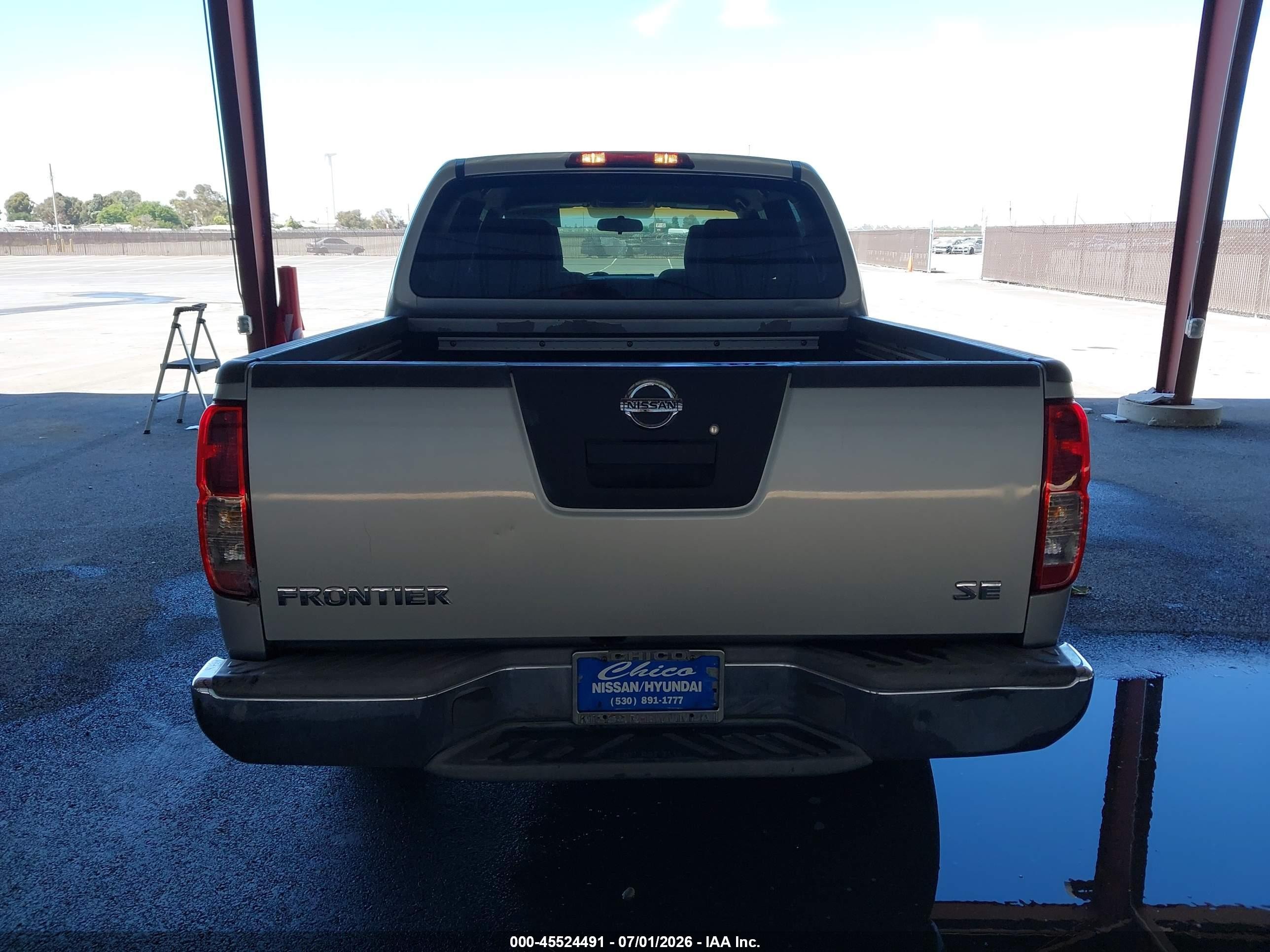 2006 Nissan Frontier Se Silver vin: 1N6AD07U46C403050