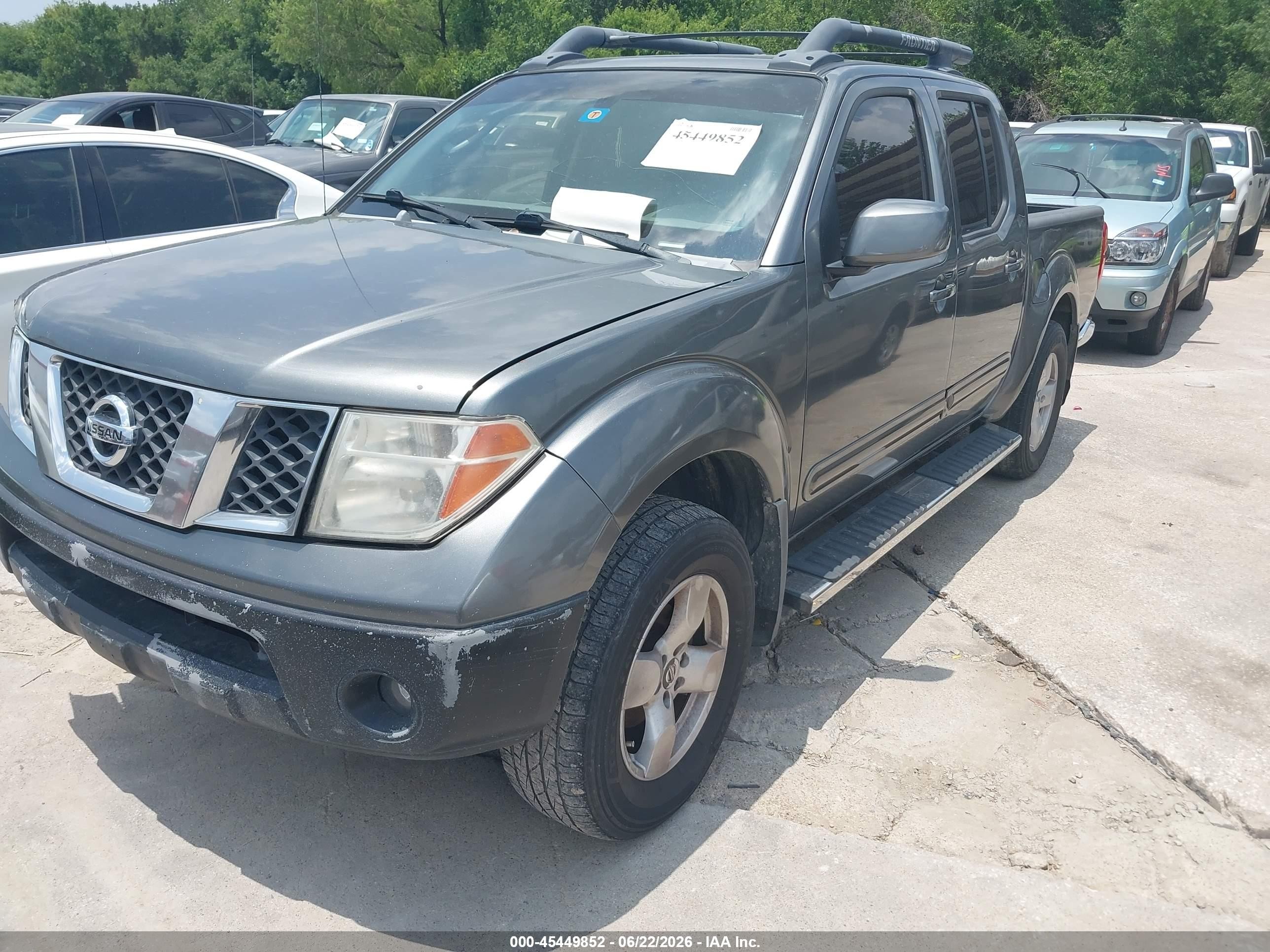 2006 Nissan Frontier Le Gray vin: 1N6AD07U46C440390