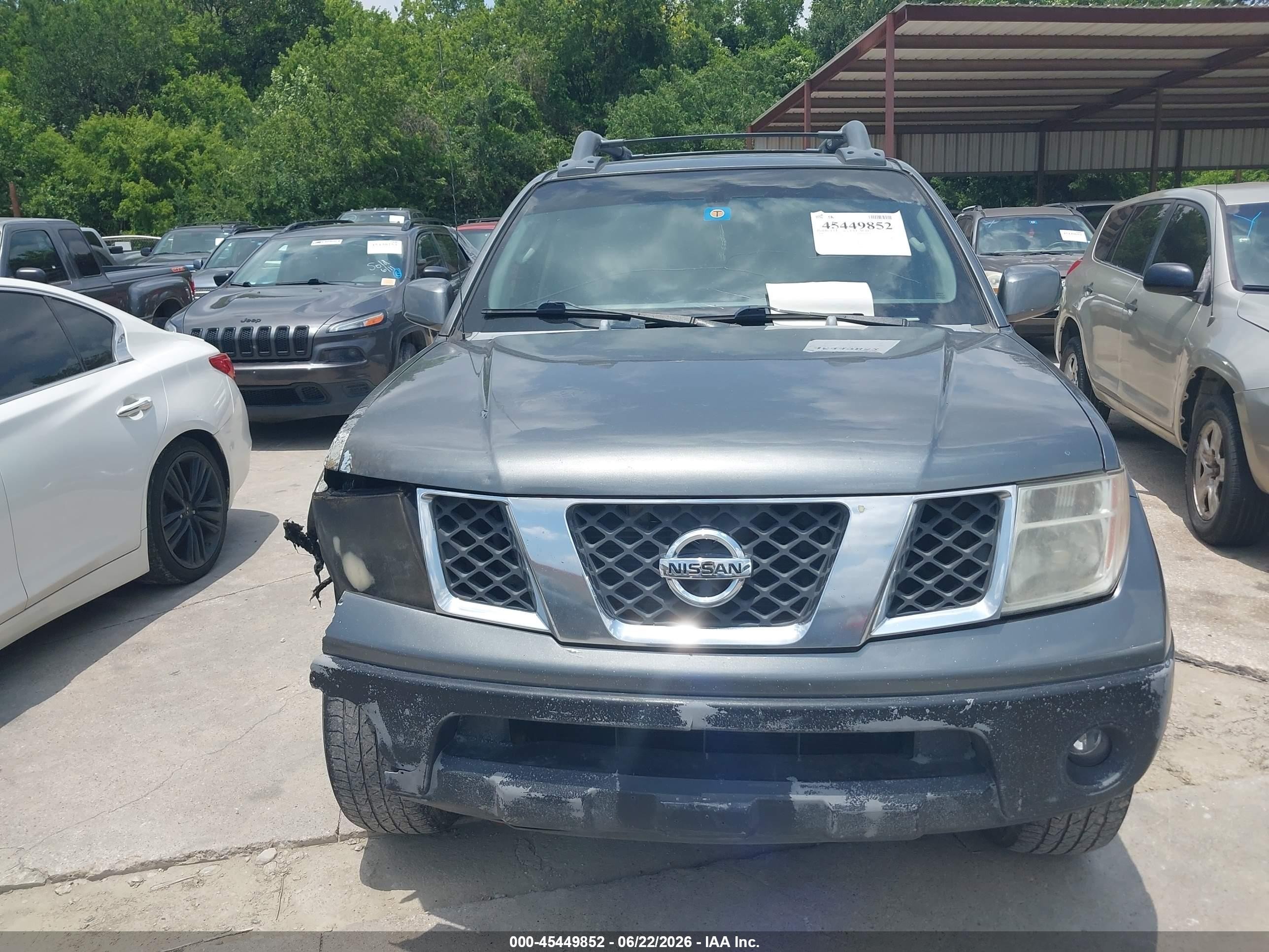 2006 Nissan Frontier Le Gray vin: 1N6AD07U46C440390