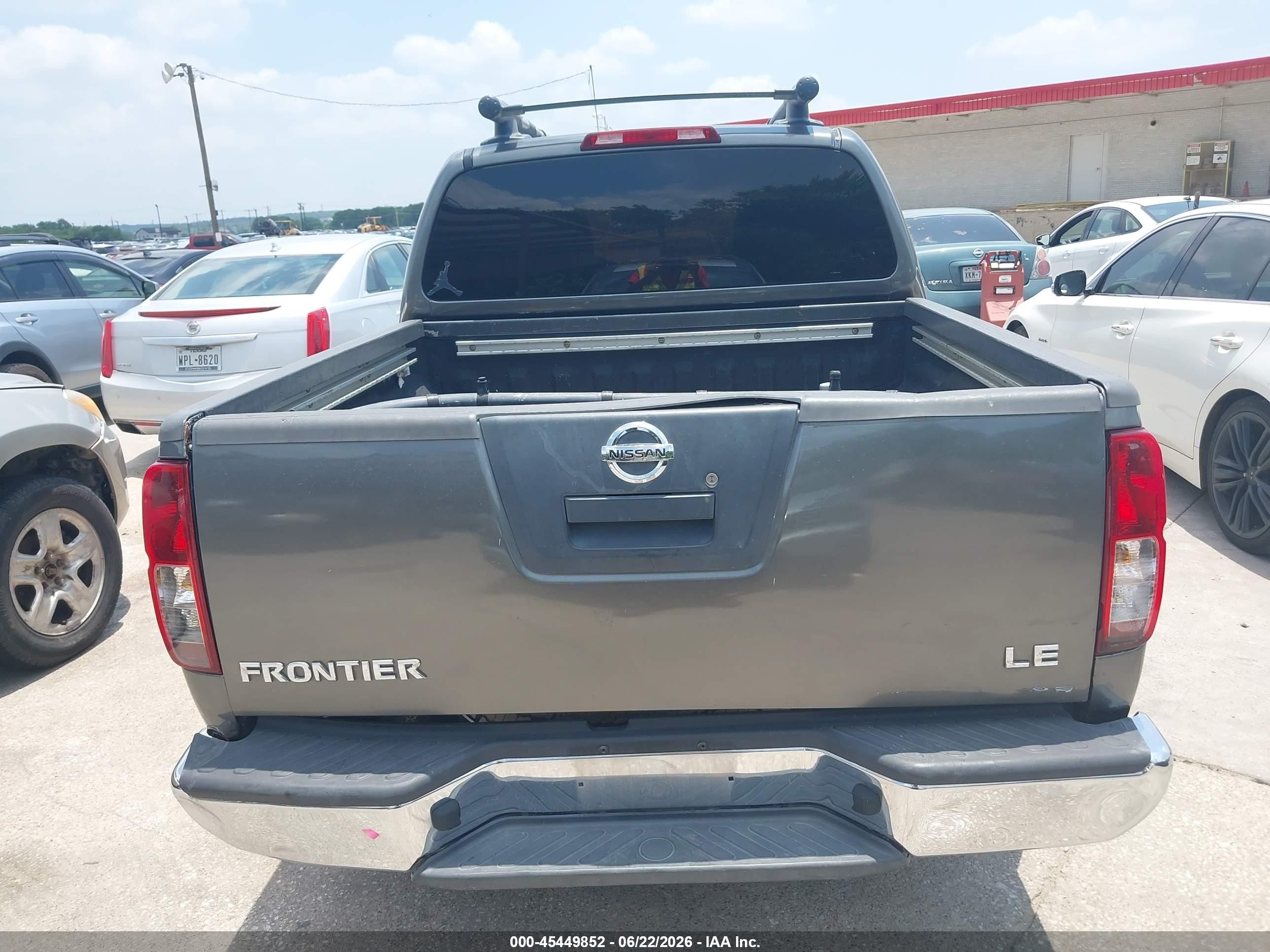 2006 Nissan Frontier Le Gray vin: 1N6AD07U46C440390