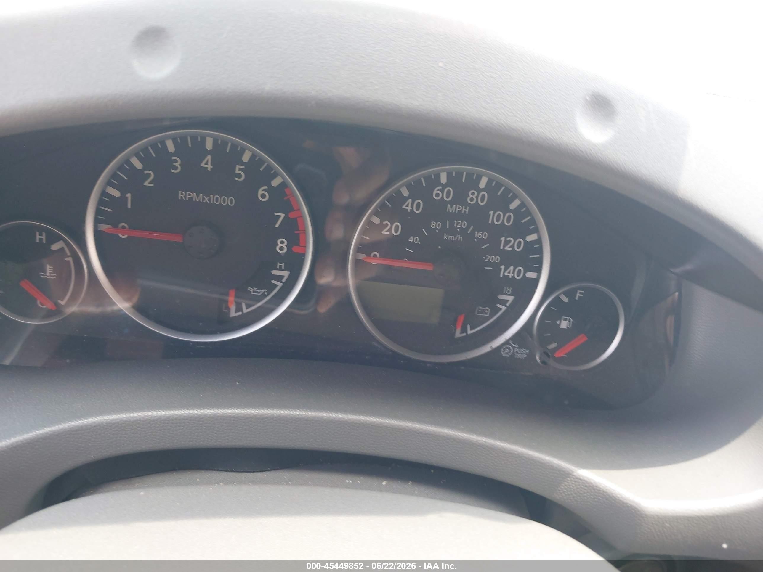 2006 Nissan Frontier Le Gray vin: 1N6AD07U46C440390