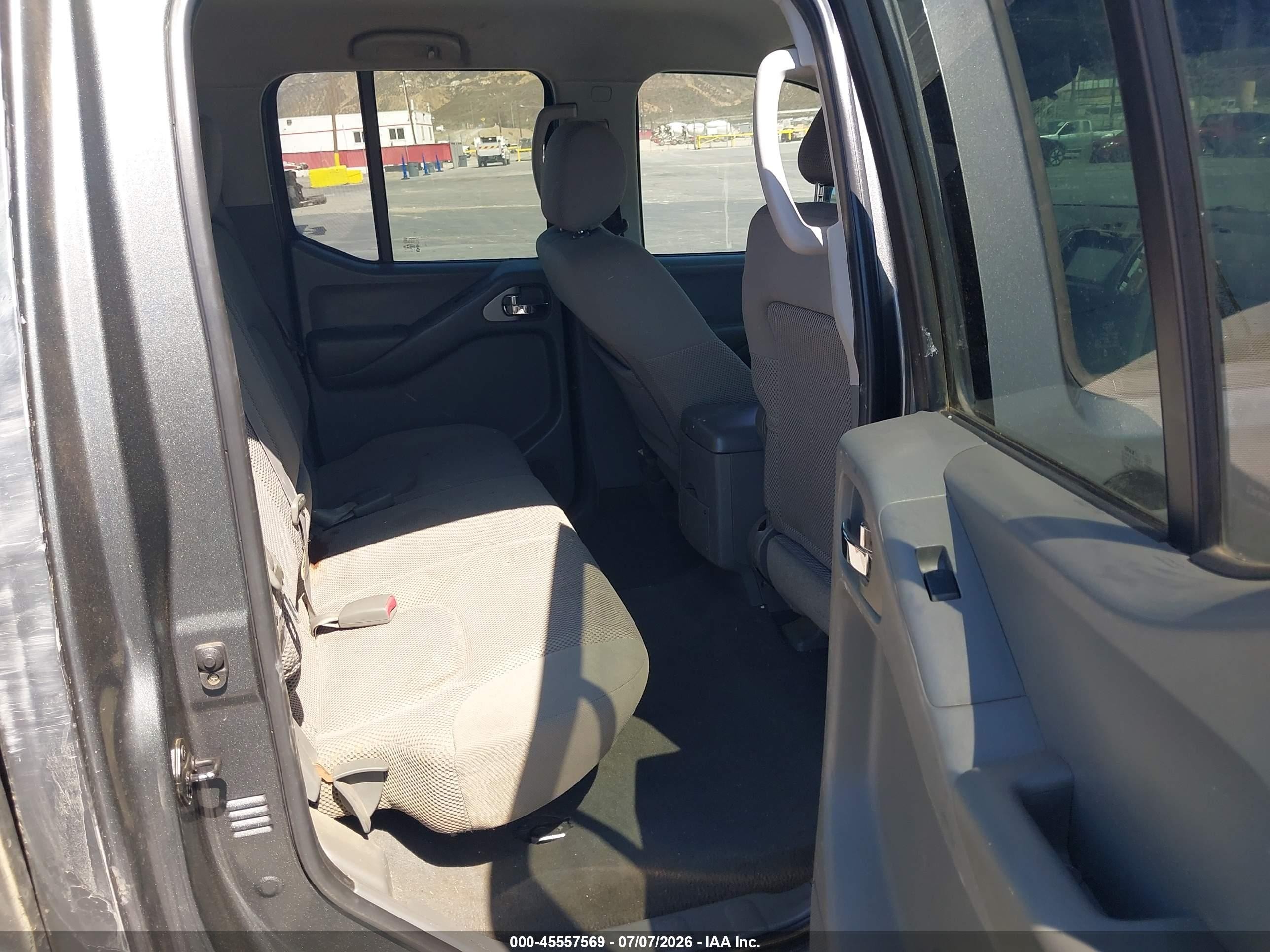 2006 Nissan Frontier Se Gray vin: 1N6AD07U46C462969