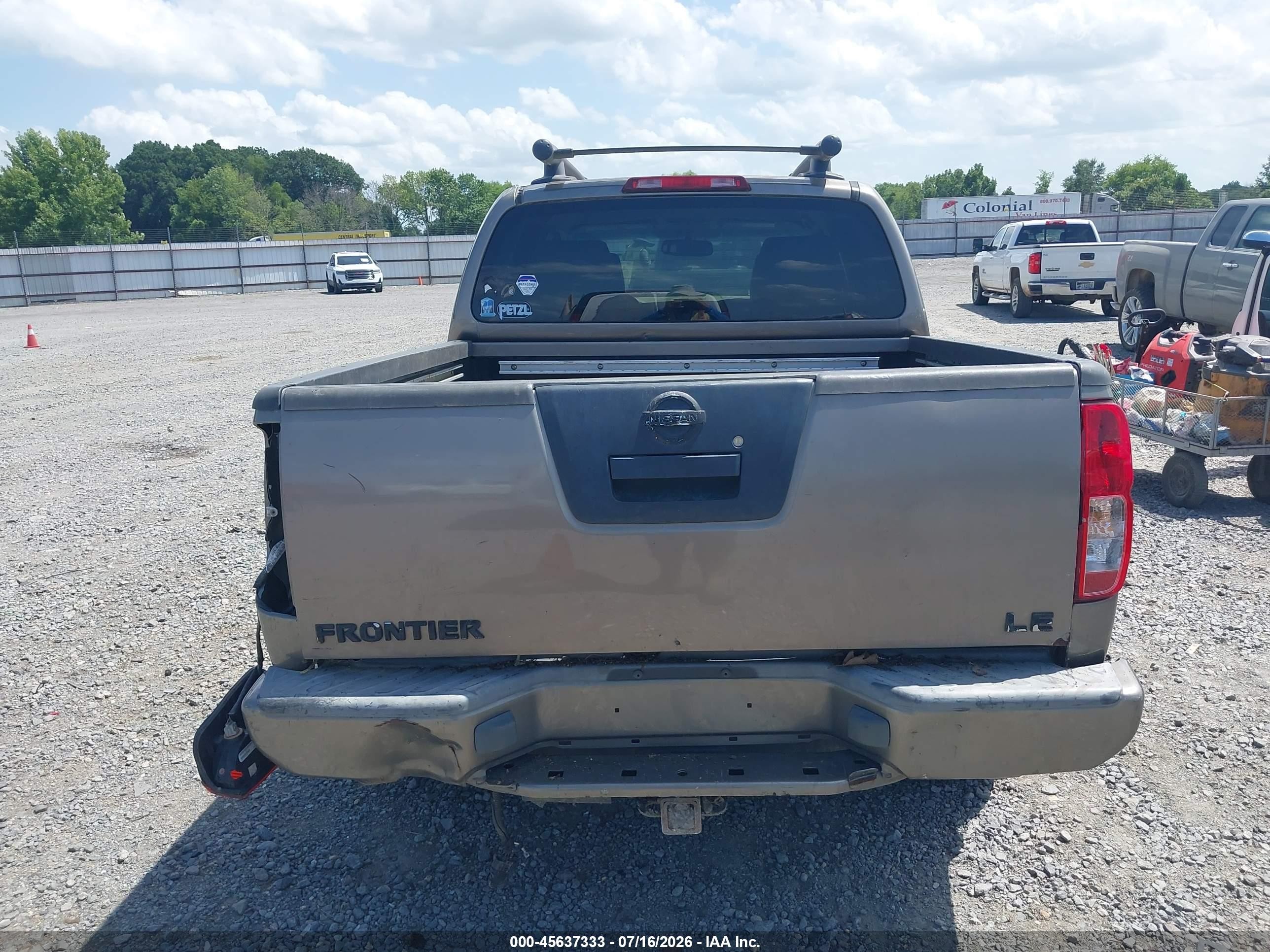 2006 Nissan Frontier Le Серый vin: 1N6AD07U46C476144