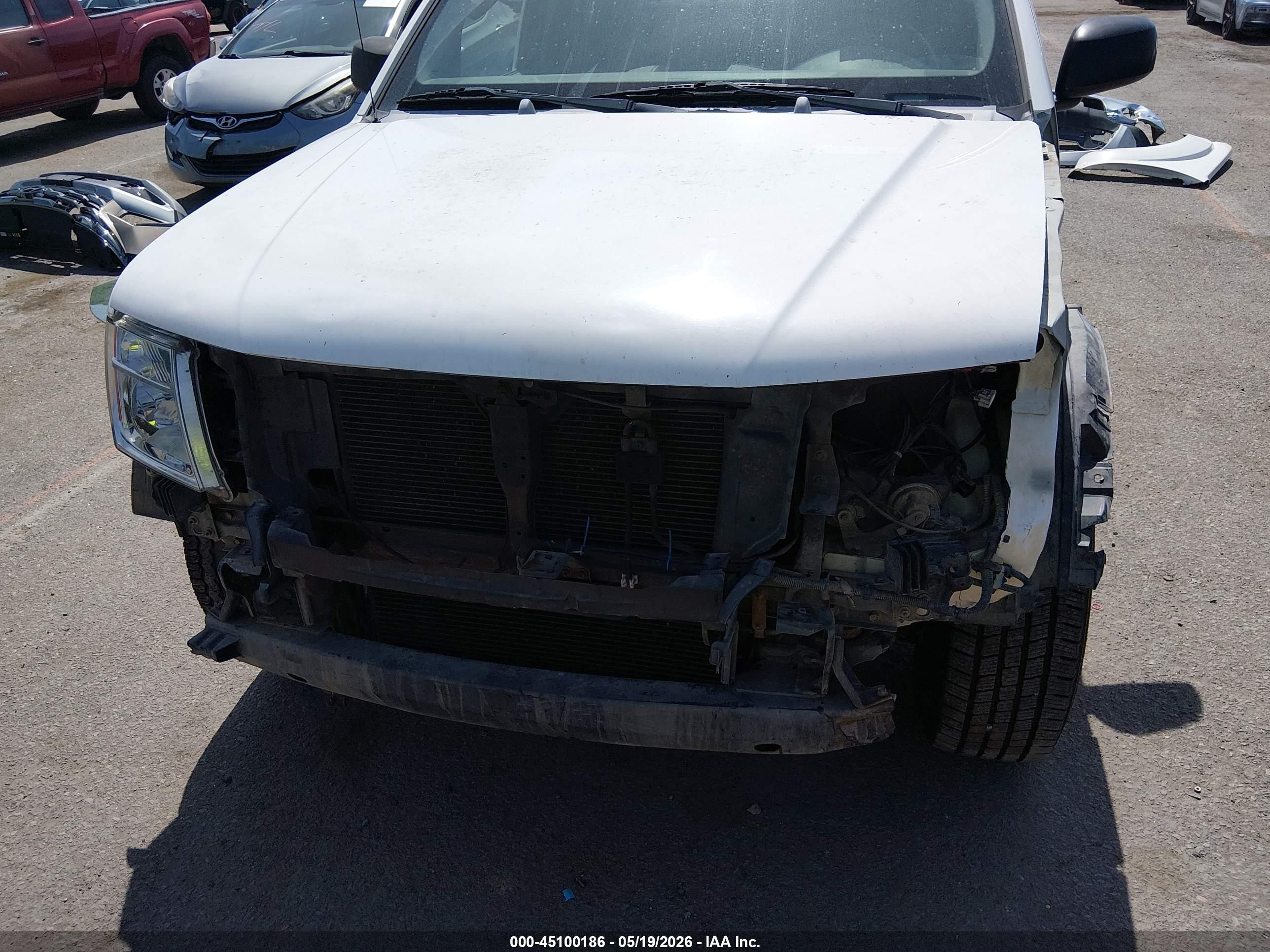 2007 Nissan Frontier Se White vin: 1N6AD07U47C447194