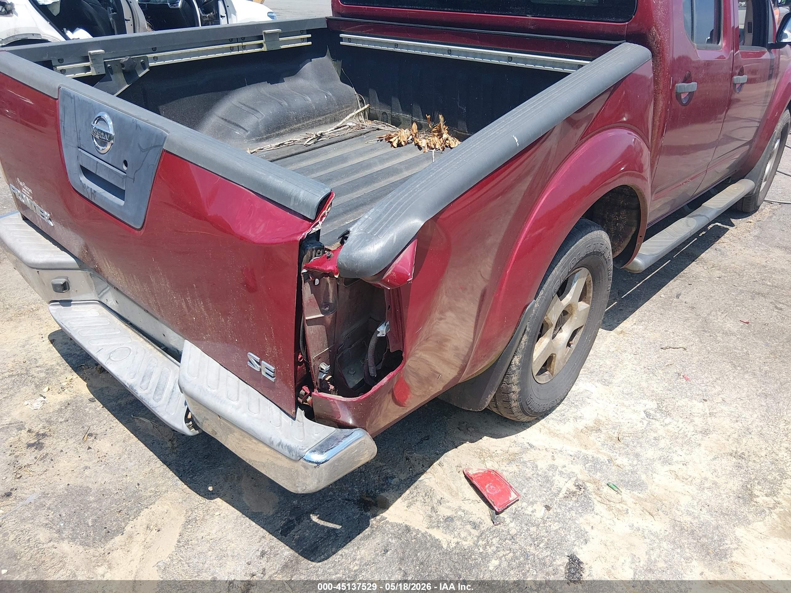 2008 Nissan Frontier Se Red vin: 1N6AD07U48C441624
