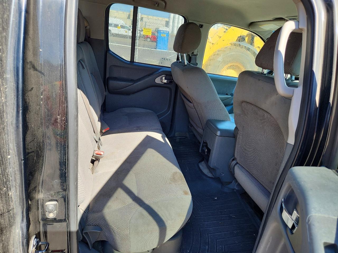 2005 Nissan Frontier Se Черный vin: 1N6AD07U55C419675