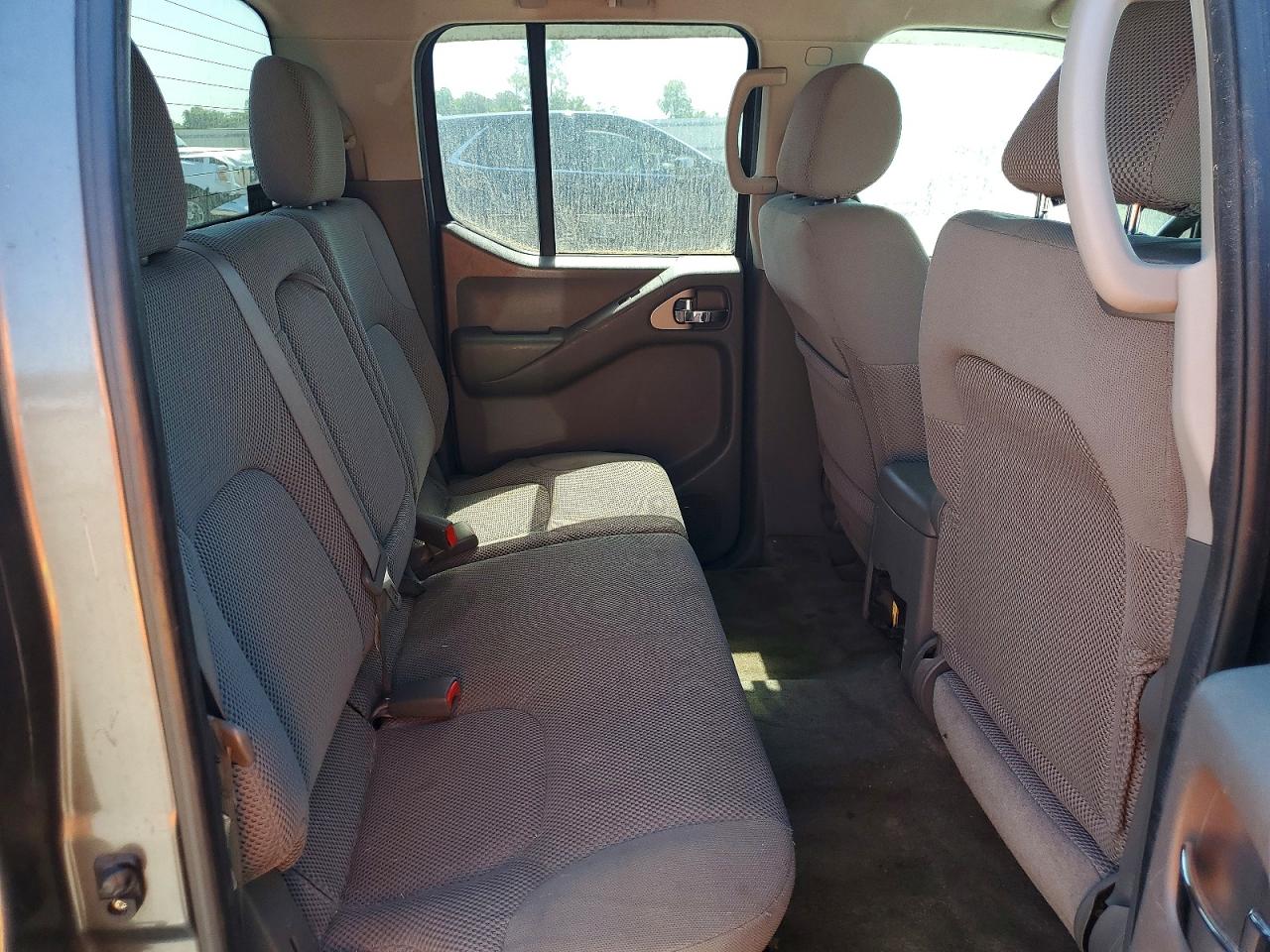 2005 Nissan Frontier Se Gray vin: 1N6AD07U55C429218