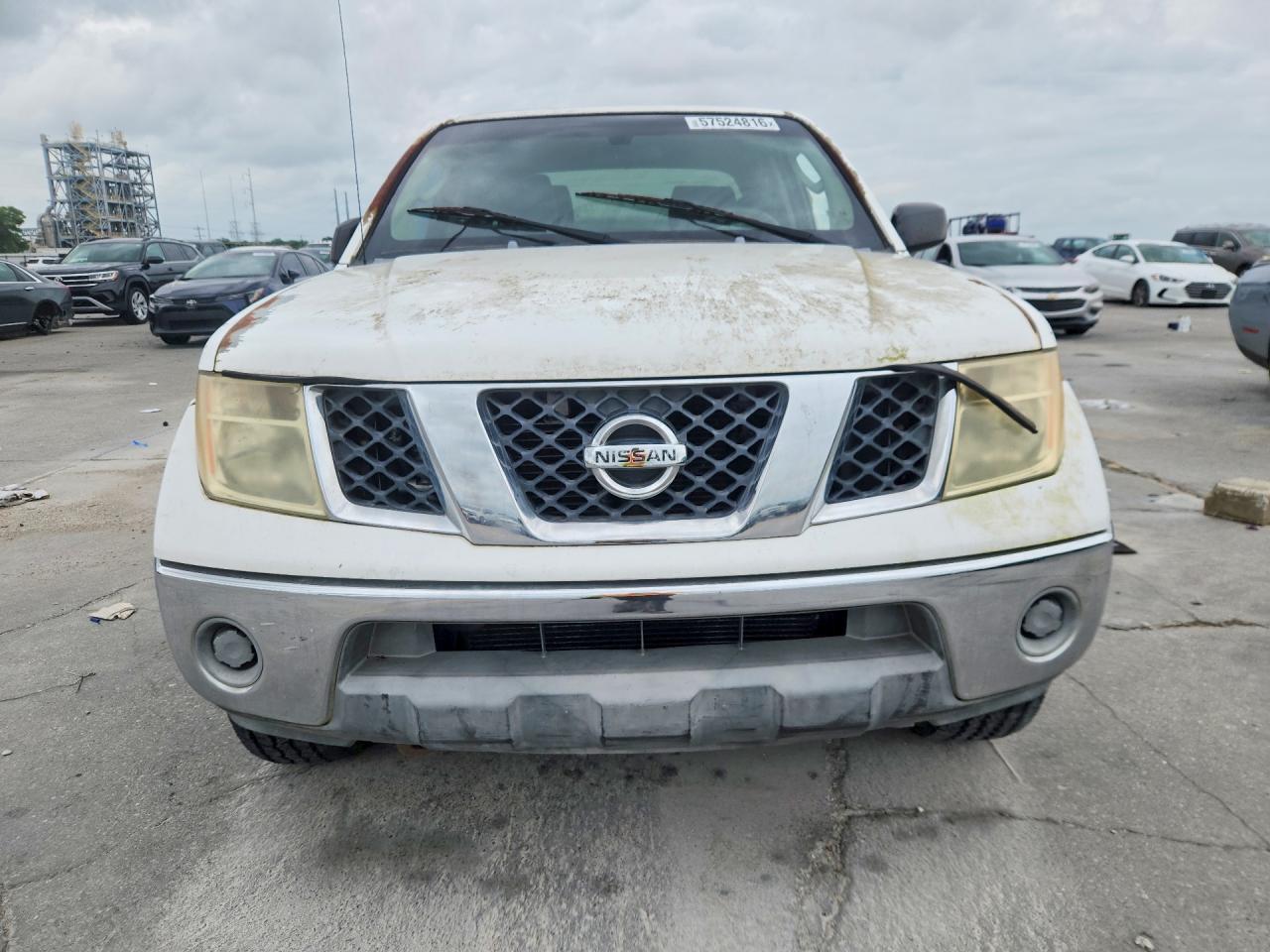 2006 Nissan Frontier Se White vin: 1N6AD07U56C441919