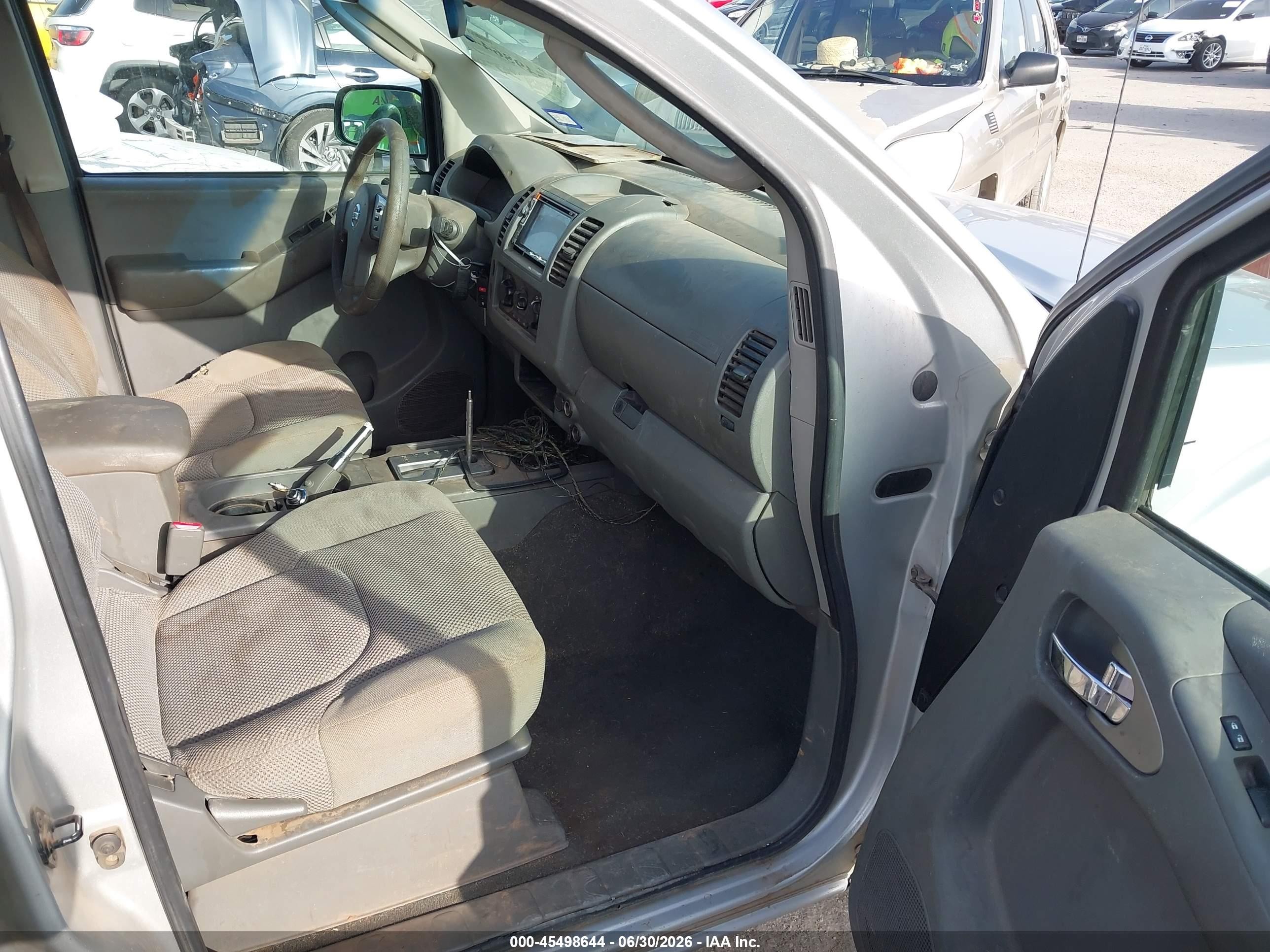 2007 Nissan Frontier Se Silver vin: 1N6AD07U57C464795