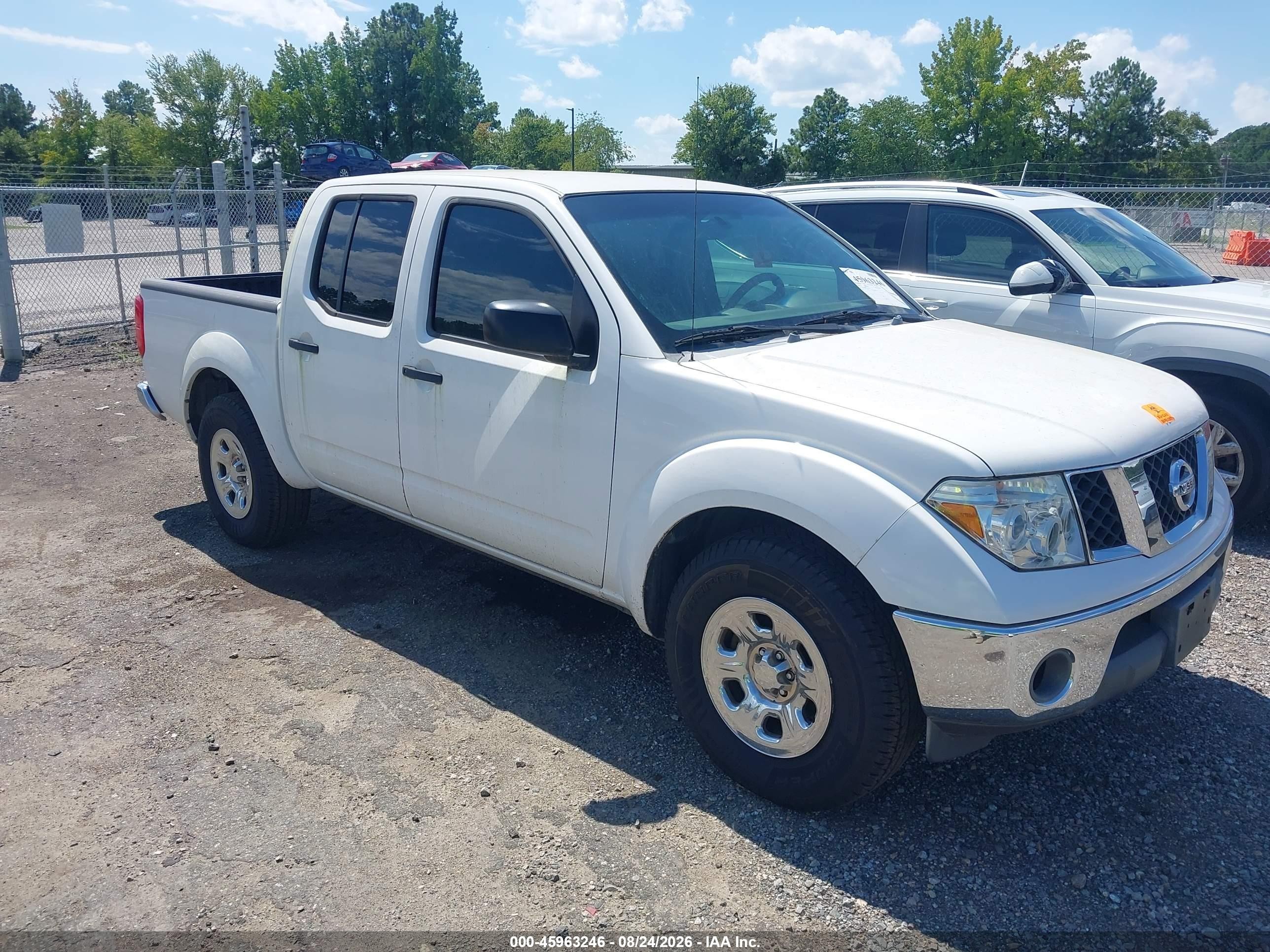 2008 Nissan Frontier Se White vin: 1N6AD07U58C406235