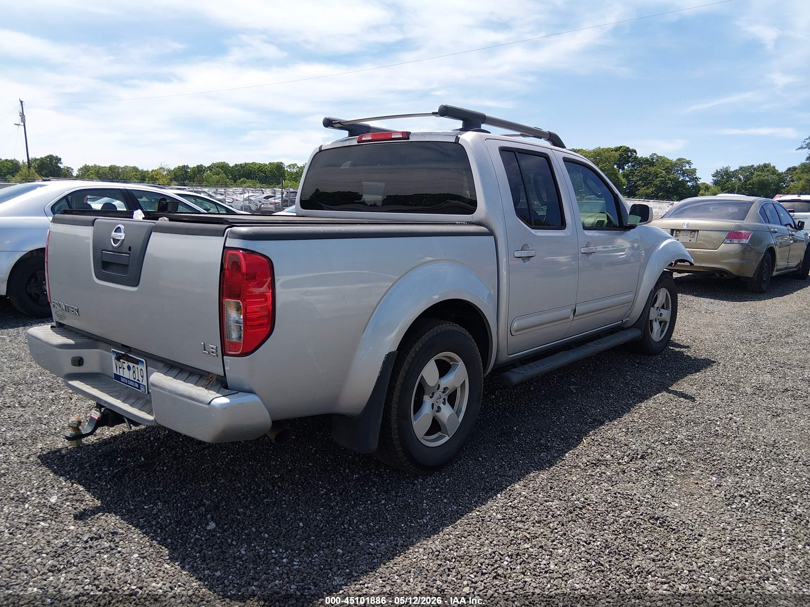 2008 Nissan Frontier Le Серебряный vin: 1N6AD07U58C450672