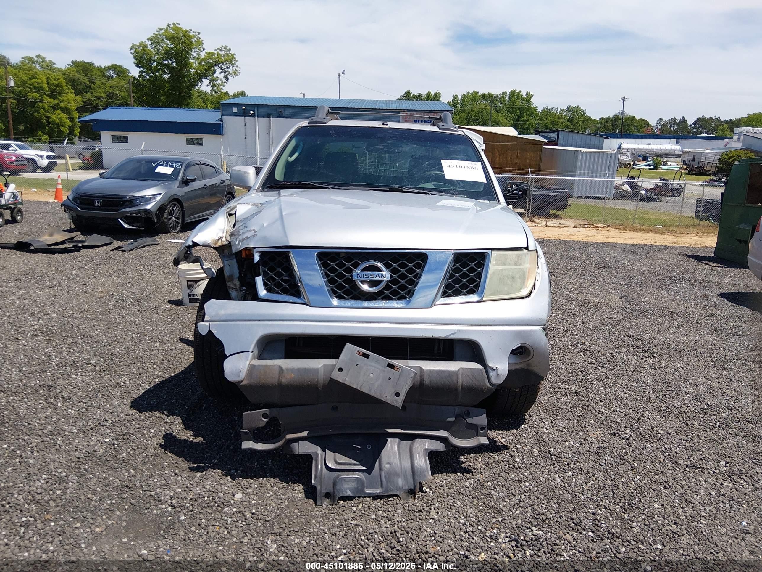 2008 Nissan Frontier Le Серебряный vin: 1N6AD07U58C450672