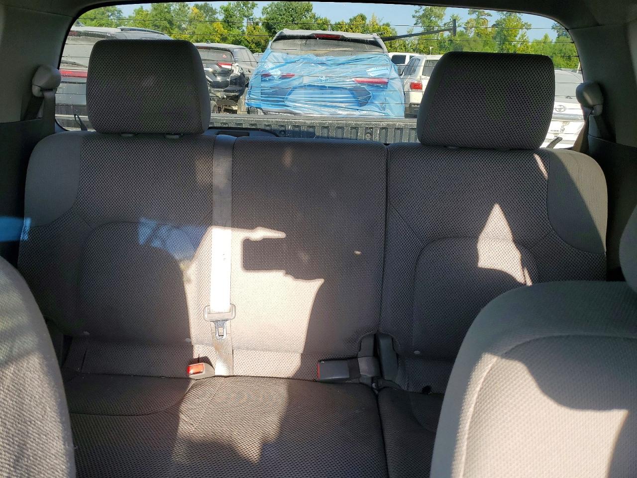2009 Nissan Frontier Se V6 Серебряный vin: 1N6AD07U59C415163