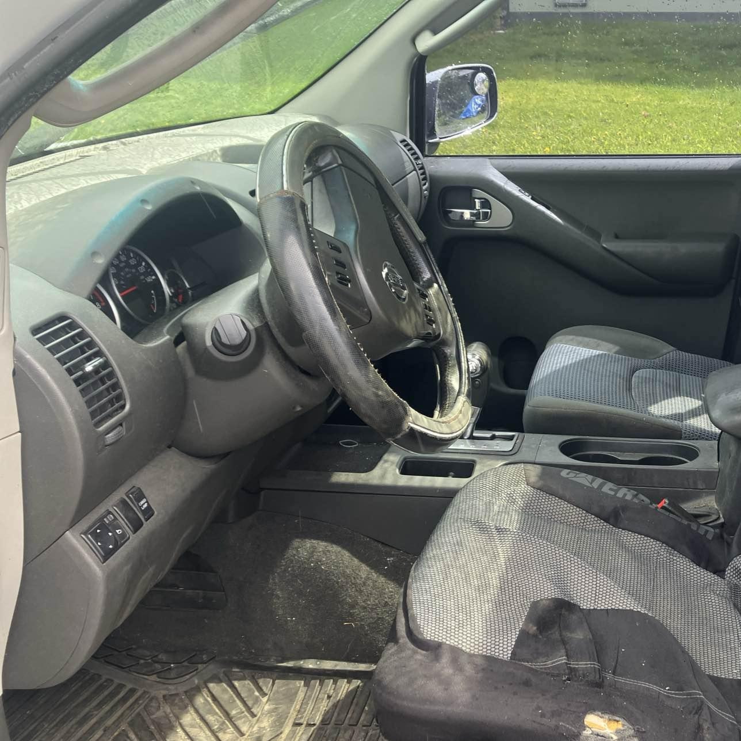 2007 Nissan Frontier Nismo Off Road Серебряный vin: 1N6AD07U67C427304
