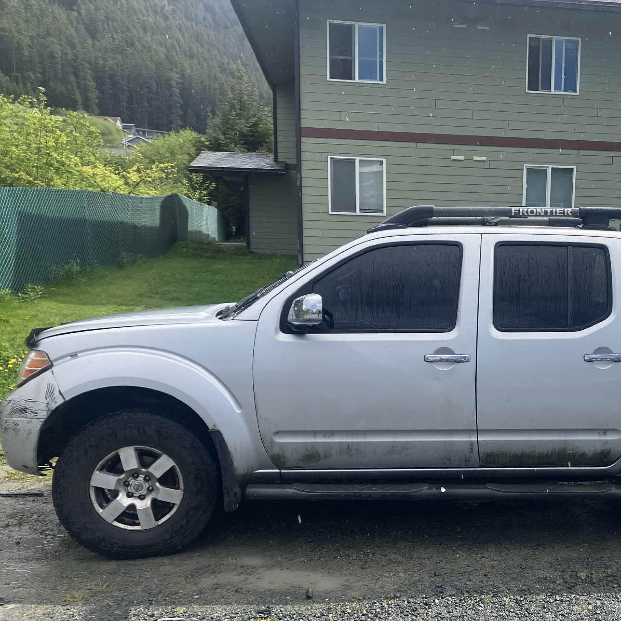 2007 Nissan Frontier Nismo Off Road Серебряный vin: 1N6AD07U67C427304