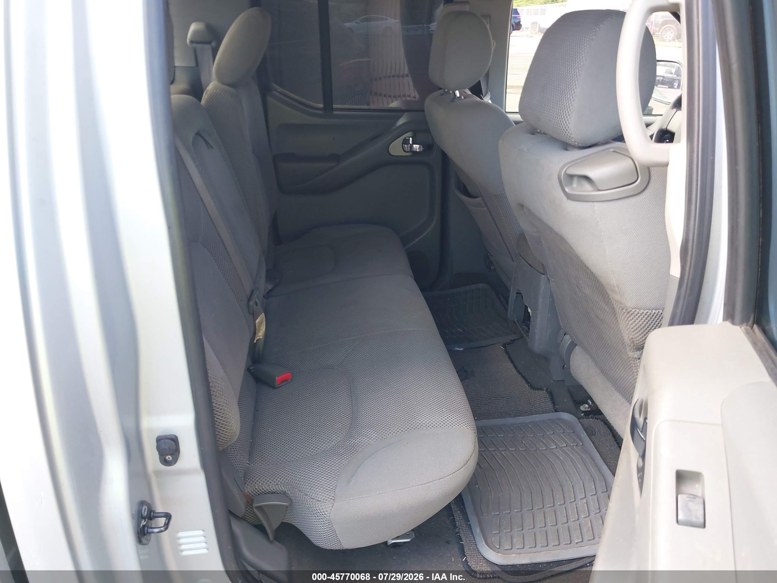 2007 Nissan Frontier Se Silver vin: 1N6AD07U77C428753