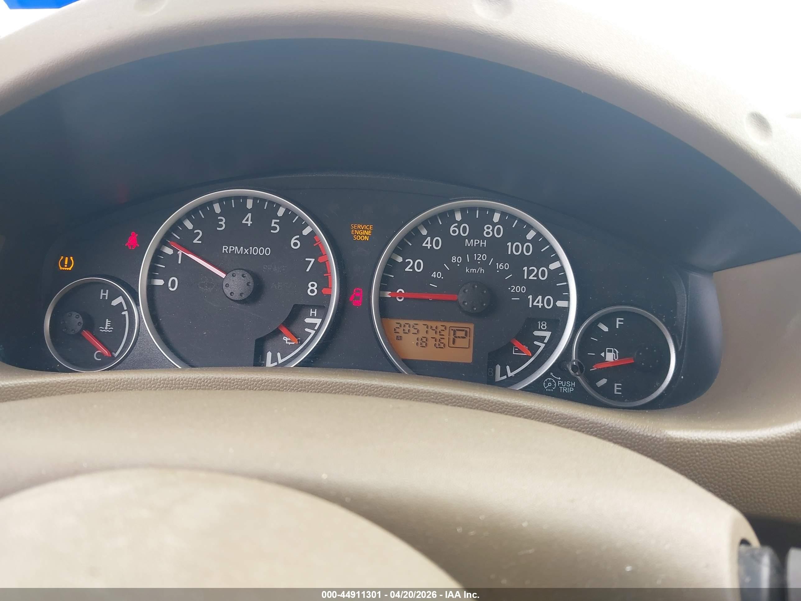 2007 Nissan Frontier Le White vin: 1N6AD07U77C442538