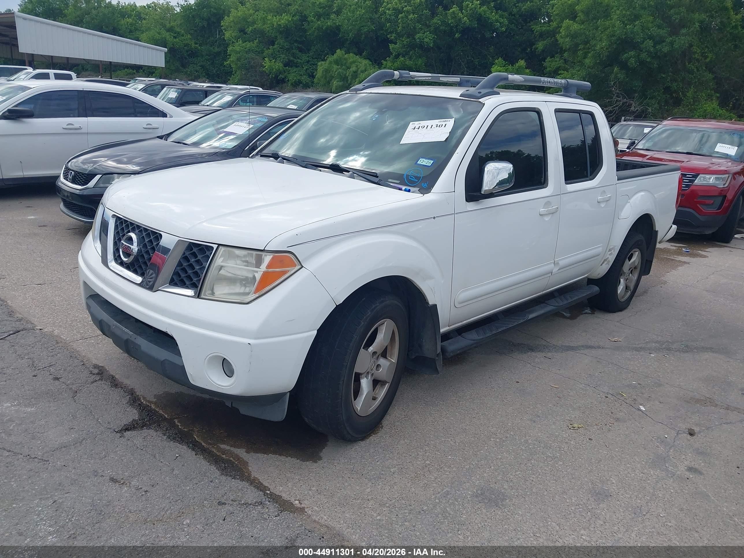 2007 Nissan Frontier Le White vin: 1N6AD07U77C442538