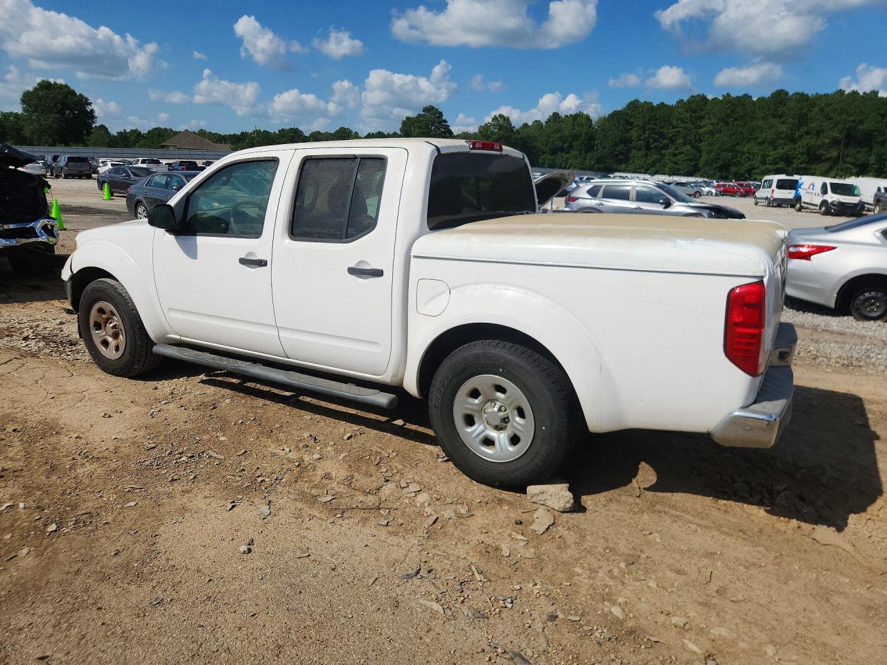 2007 Nissan Frontier White vin: 1N6AD07U77C447951