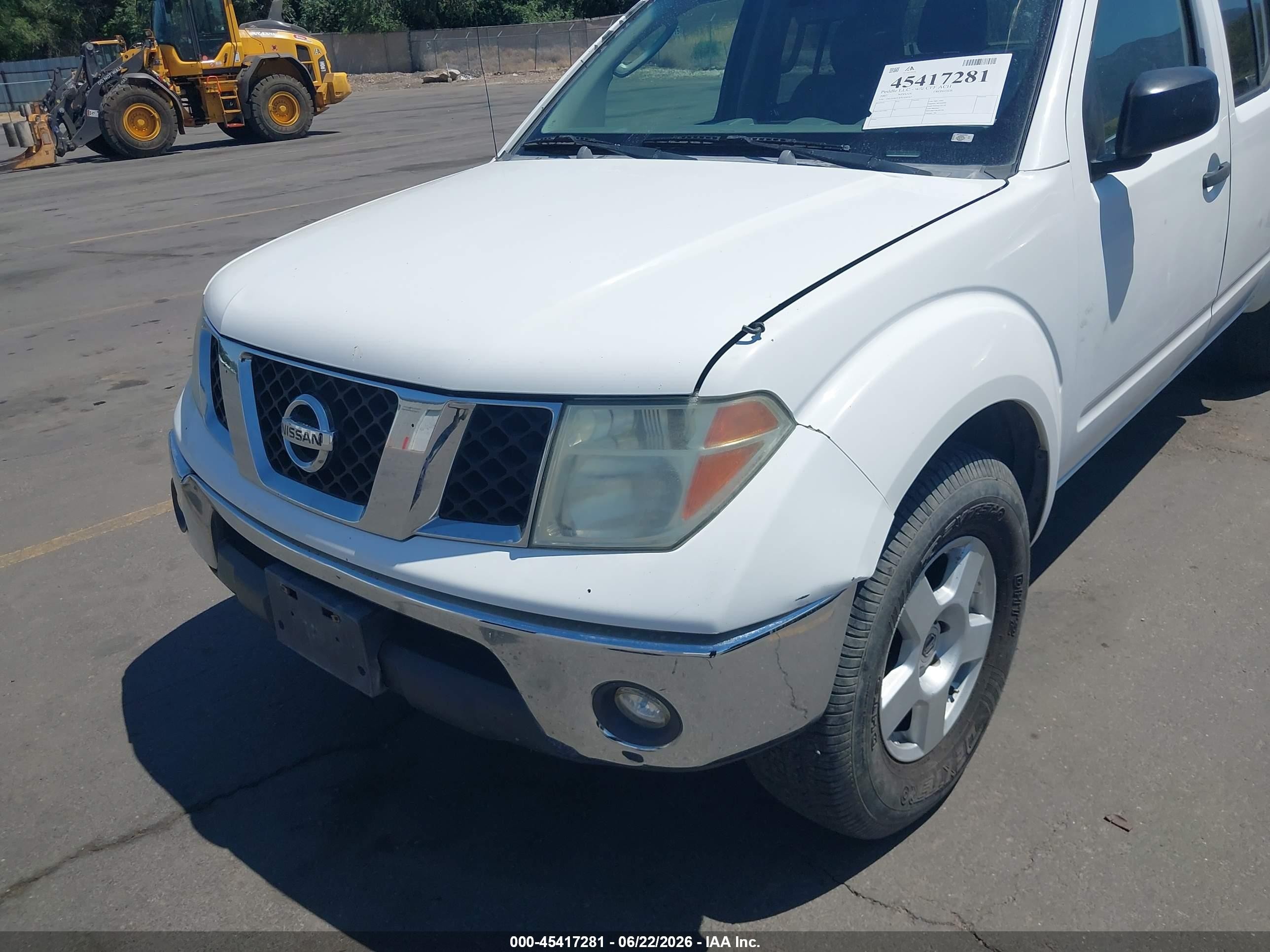2007 Nissan Frontier Se White vin: 1N6AD07U87C430947