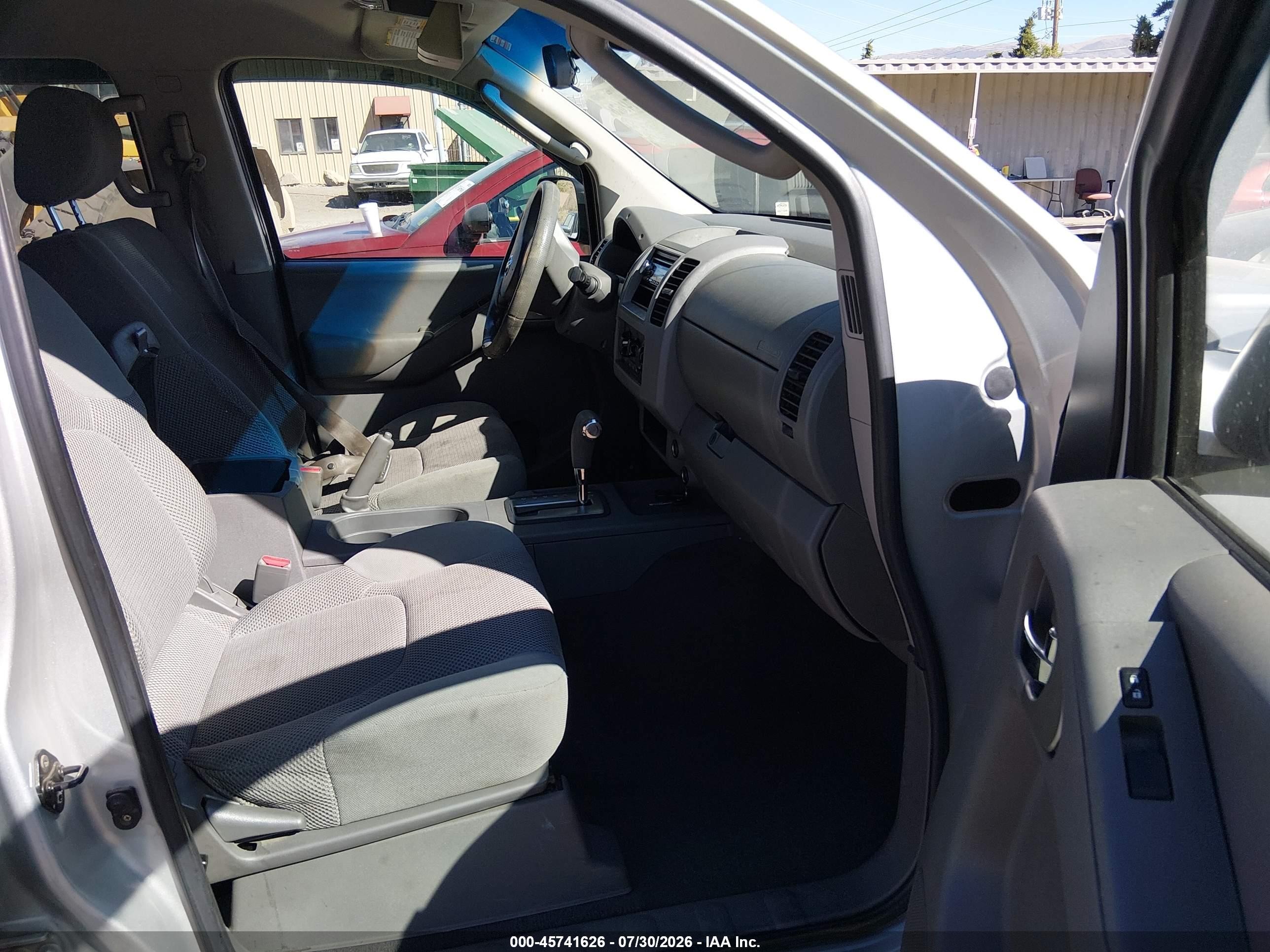 2007 Nissan Frontier Se Gray vin: 1N6AD07U87C440040