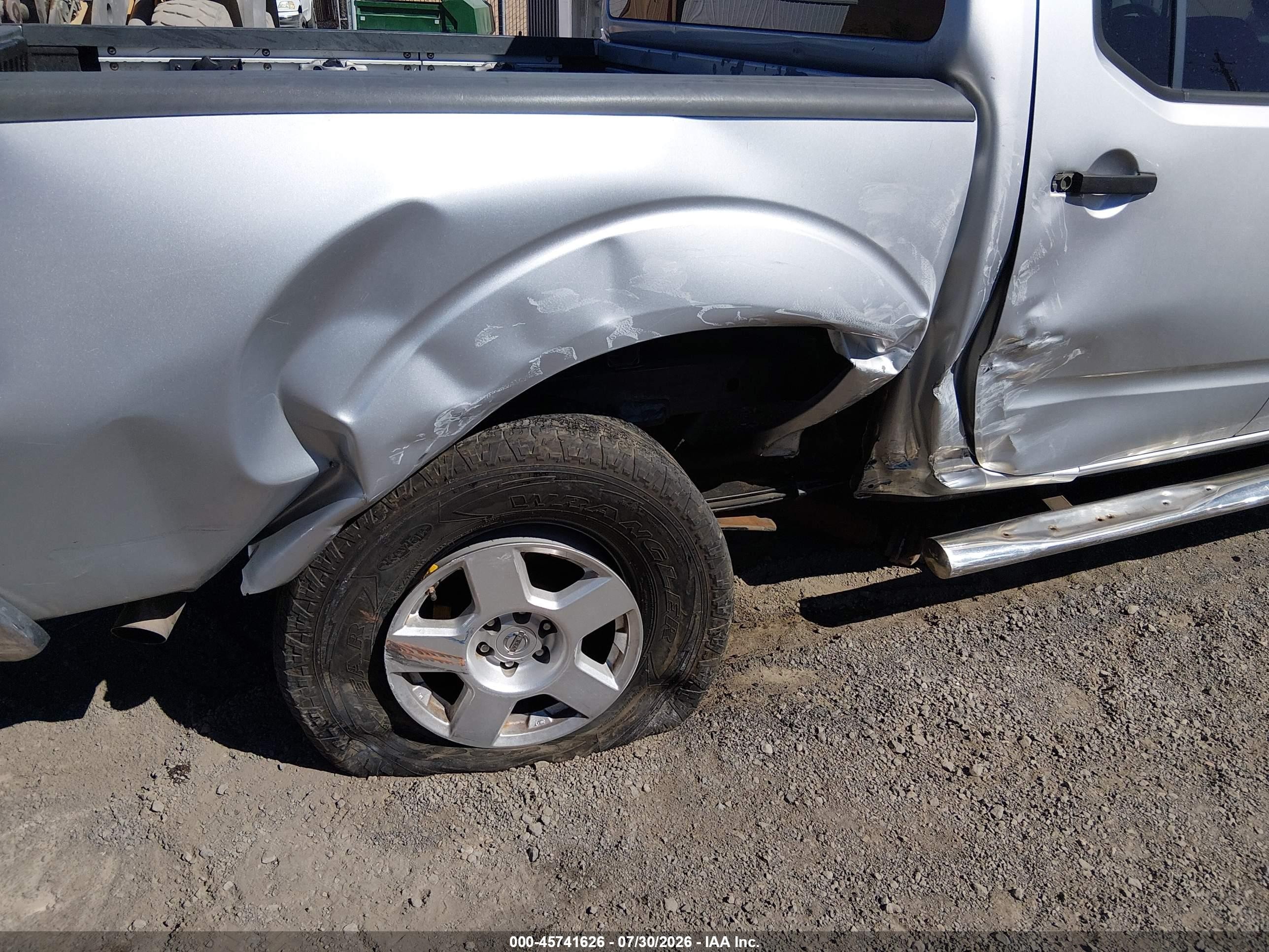 2007 Nissan Frontier Se Gray vin: 1N6AD07U87C440040