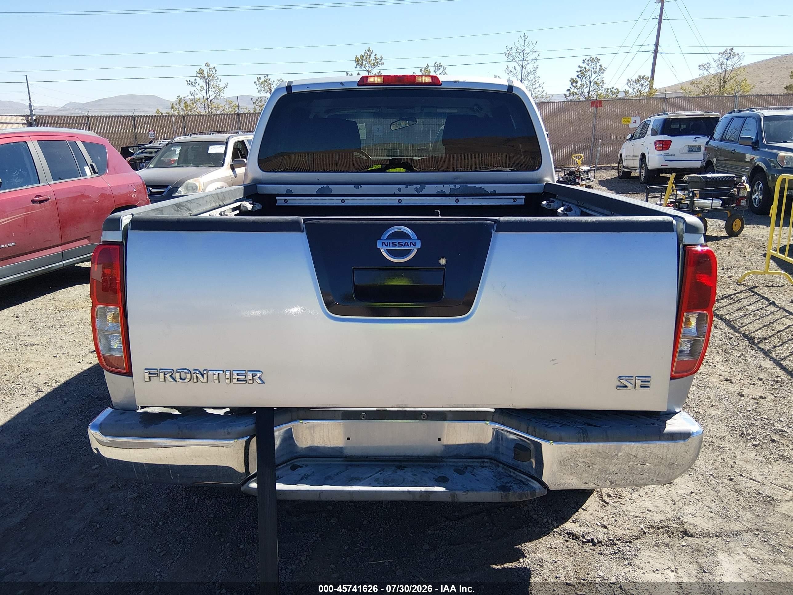 2007 Nissan Frontier Se Gray vin: 1N6AD07U87C440040