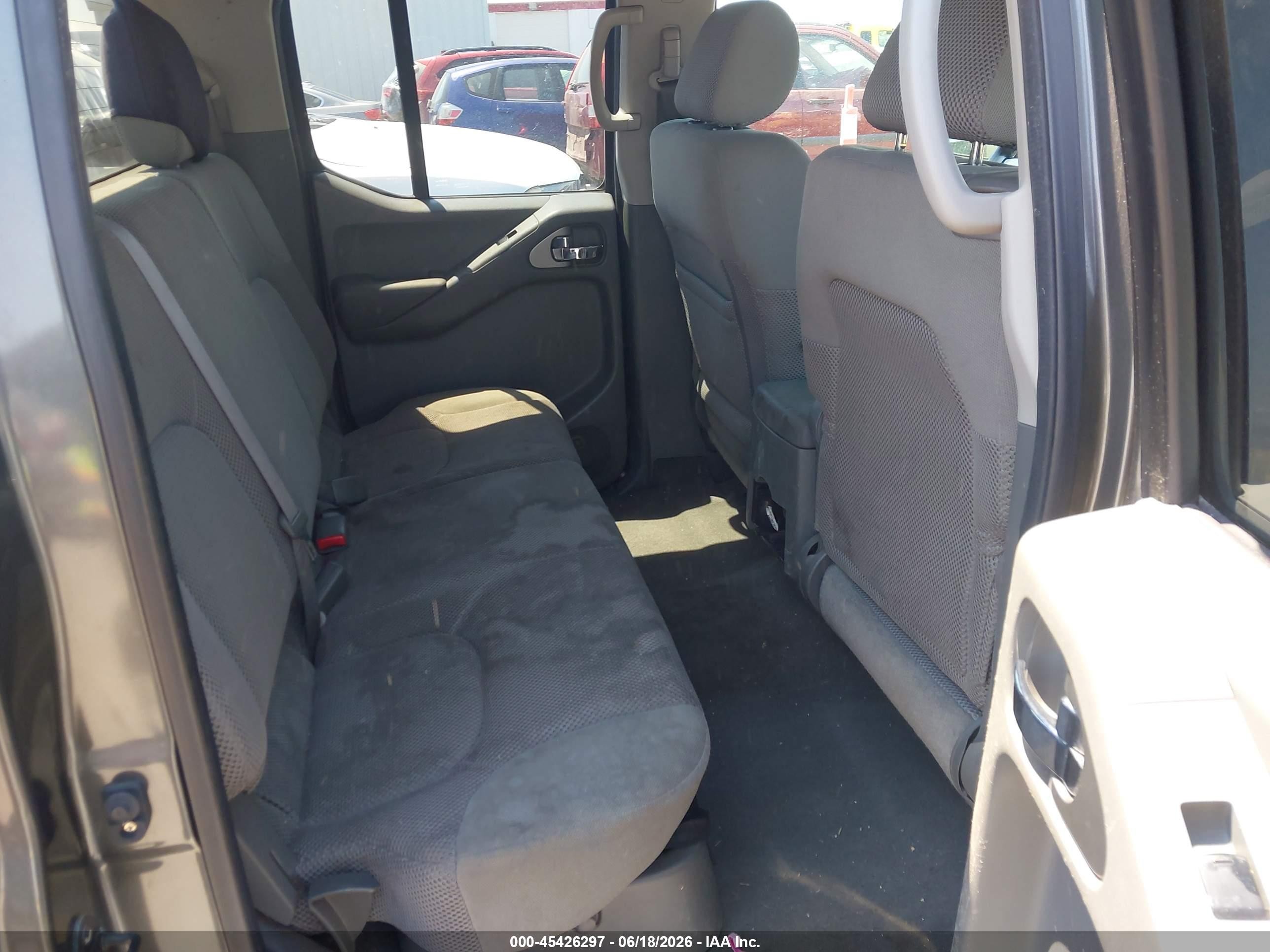 2008 Nissan Frontier Le Gray vin: 1N6AD07U88C445398