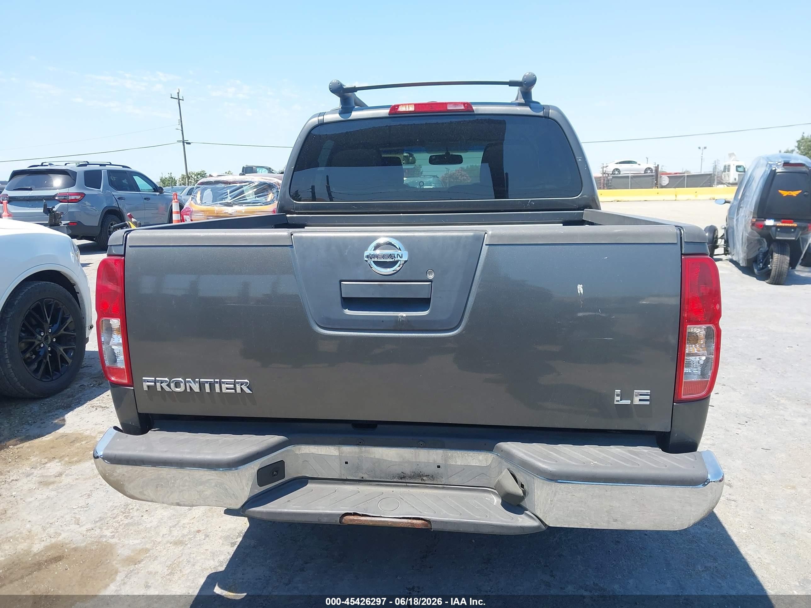 2008 Nissan Frontier Le Gray vin: 1N6AD07U88C445398