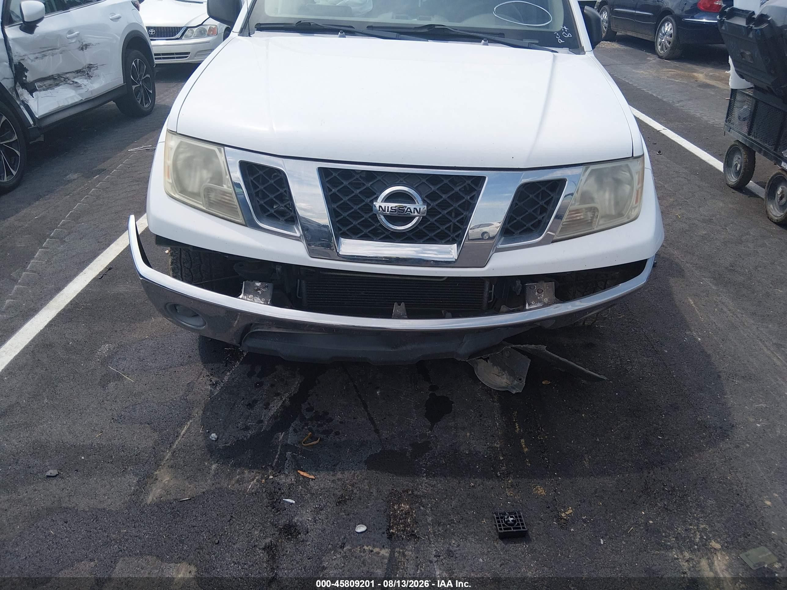 2009 Nissan Frontier Se White vin: 1N6AD07U89C420728