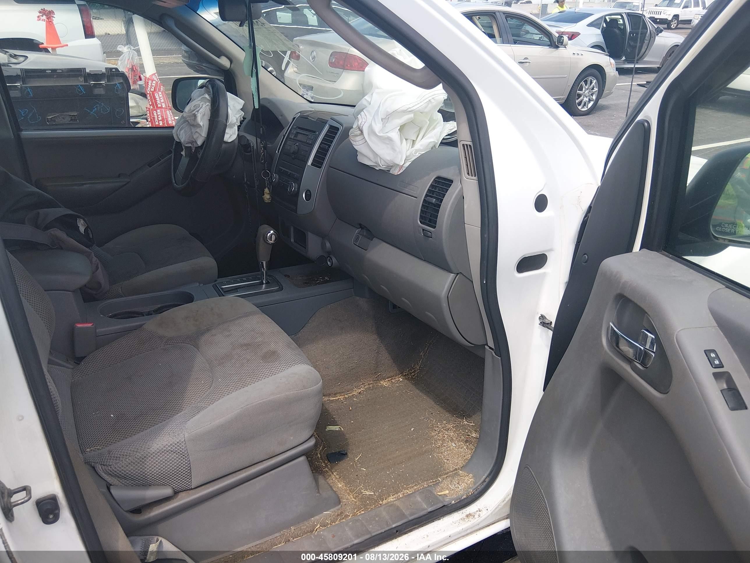 2009 Nissan Frontier Se White vin: 1N6AD07U89C420728