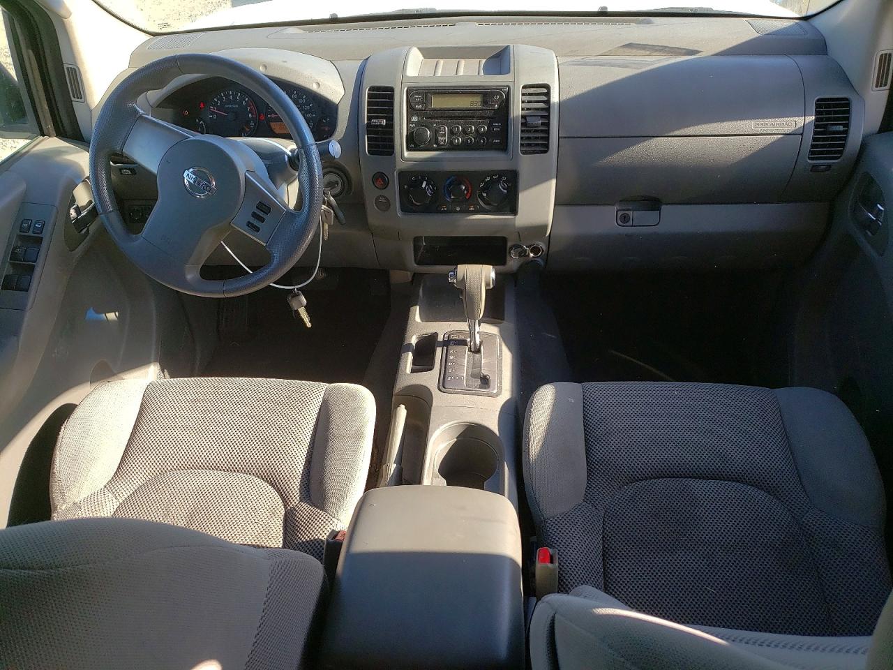 2006 Nissan Frontier Se White vin: 1N6AD07U96C456469