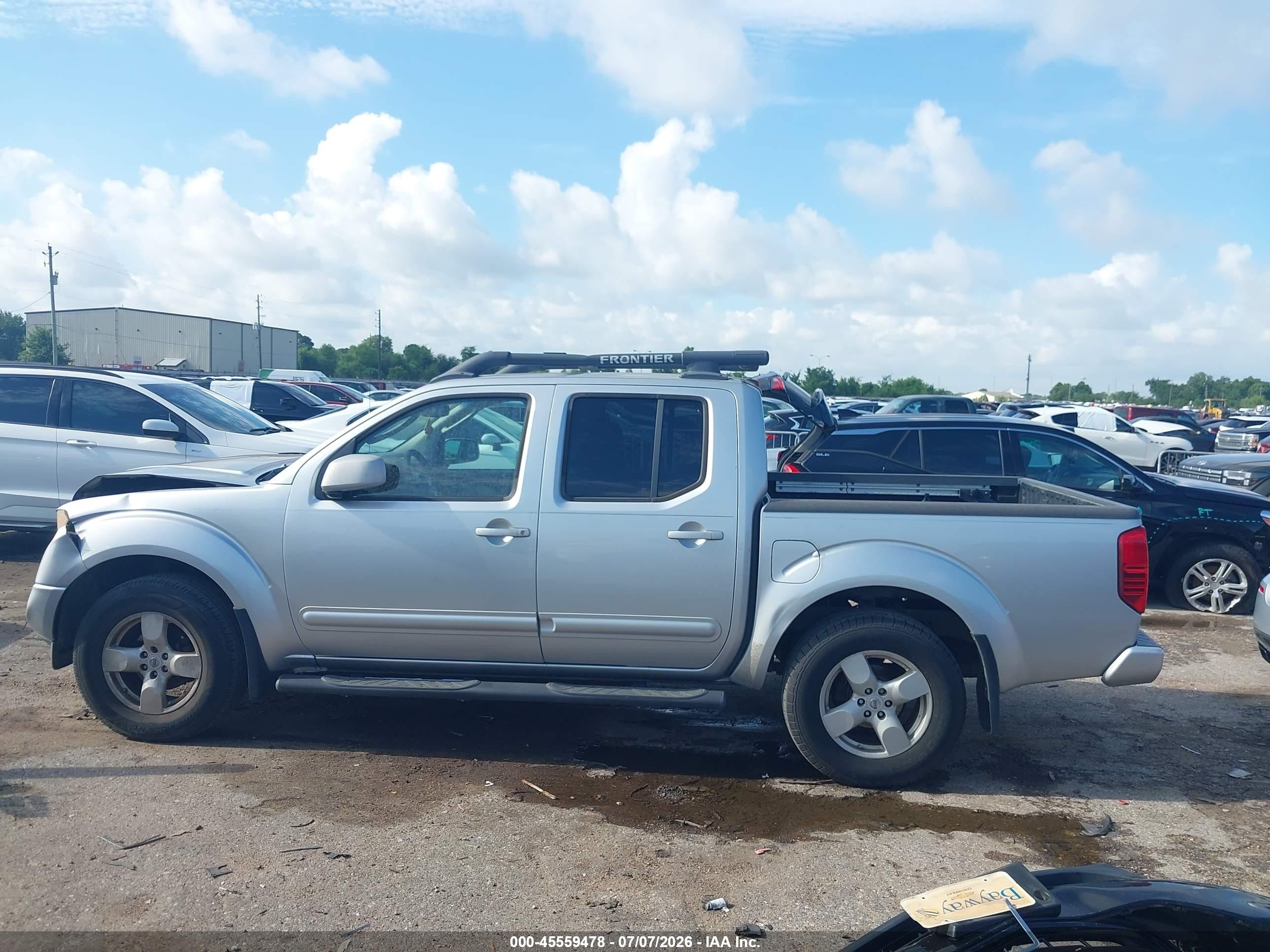 2007 Nissan Frontier Le Silver vin: 1N6AD07U97C421061