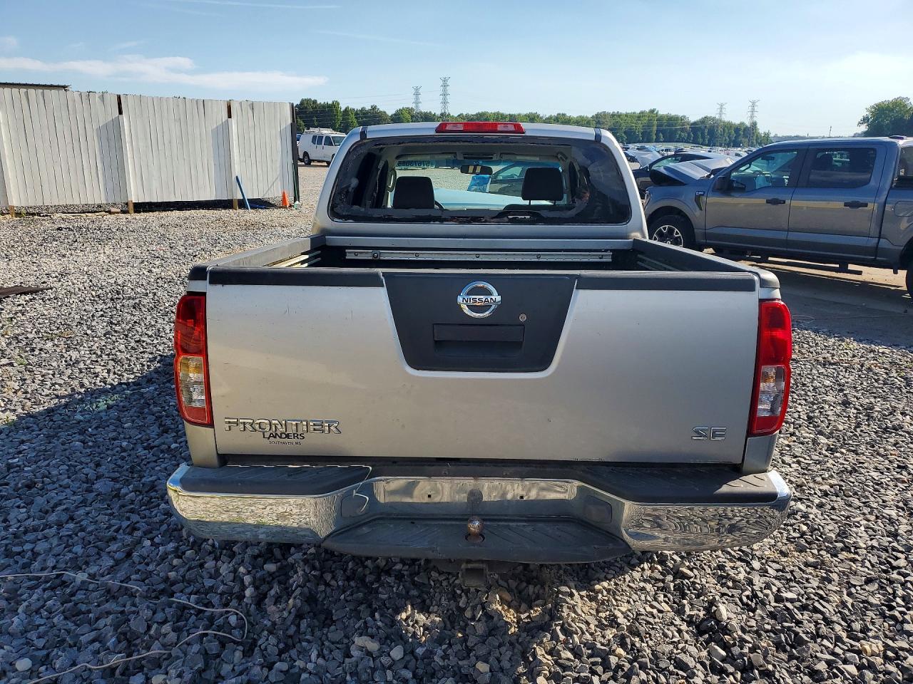 2006 Nissan Frontier Se Silver vin: 1N6AD07UX6C450597