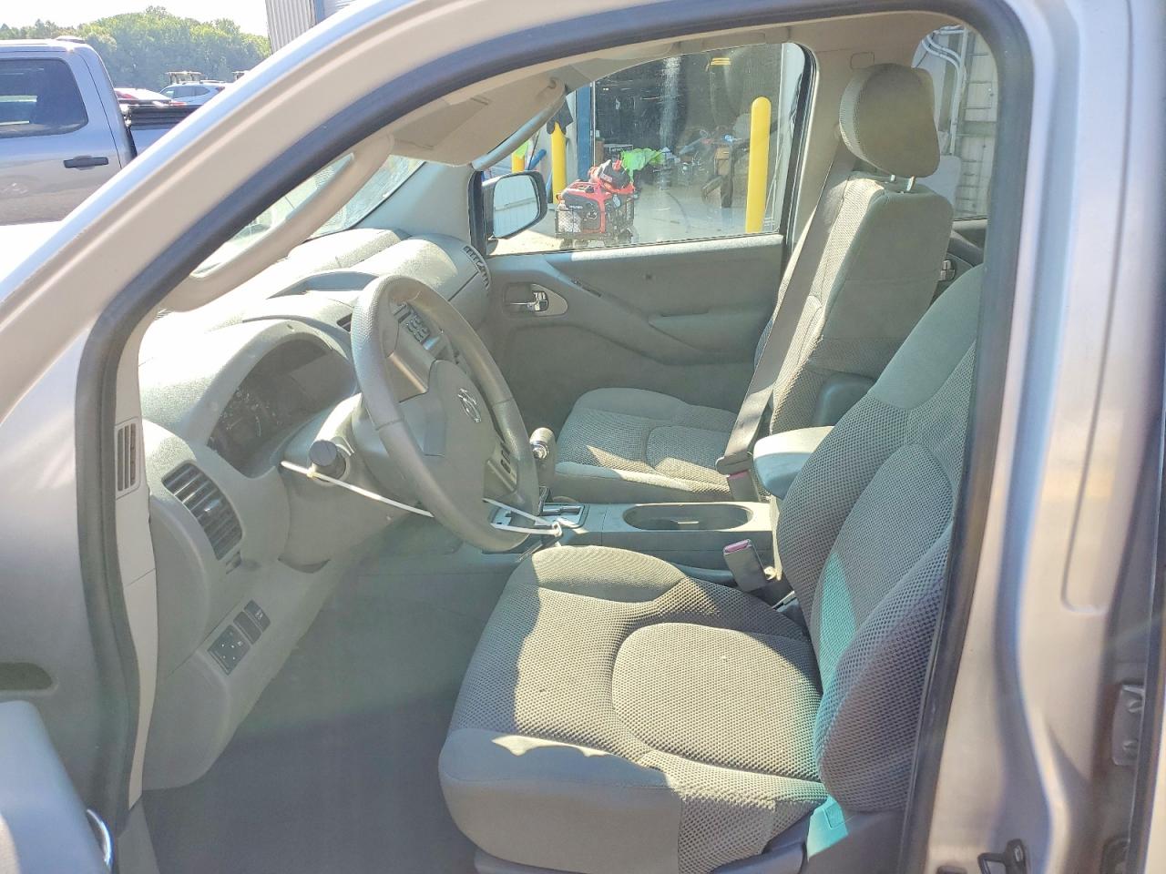 2006 Nissan Frontier Se Silver vin: 1N6AD07UX6C450597