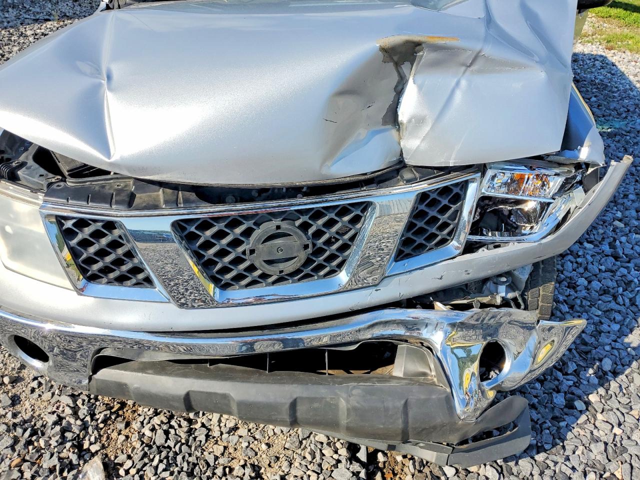 2006 Nissan Frontier Se Silver vin: 1N6AD07UX6C450597