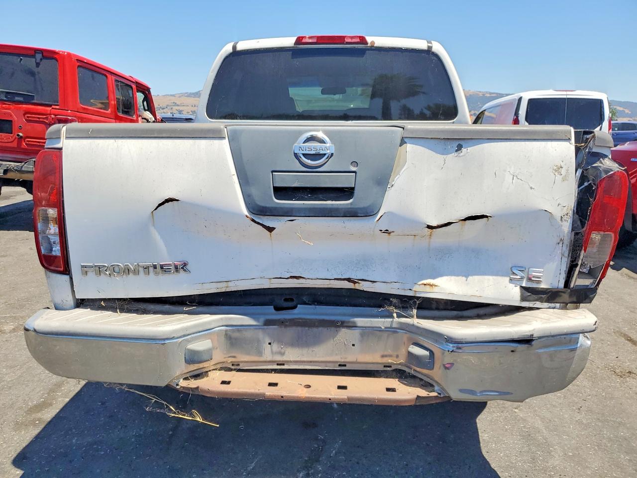 2006 Nissan Frontier Se White vin: 1N6AD07UX6C473183