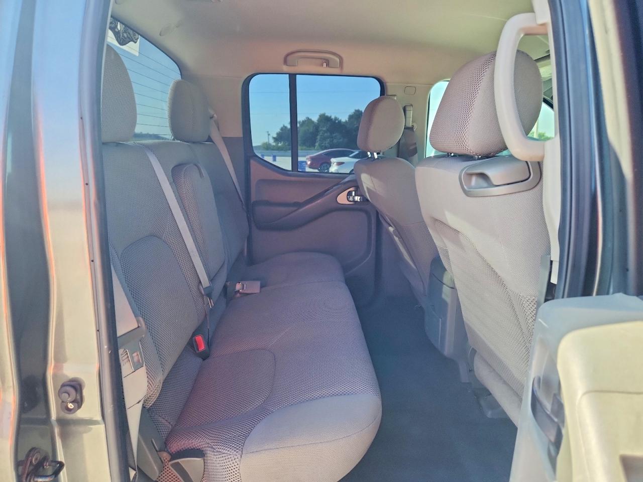 2007 Nissan Frontier Se Gray vin: 1N6AD07UX7C438547