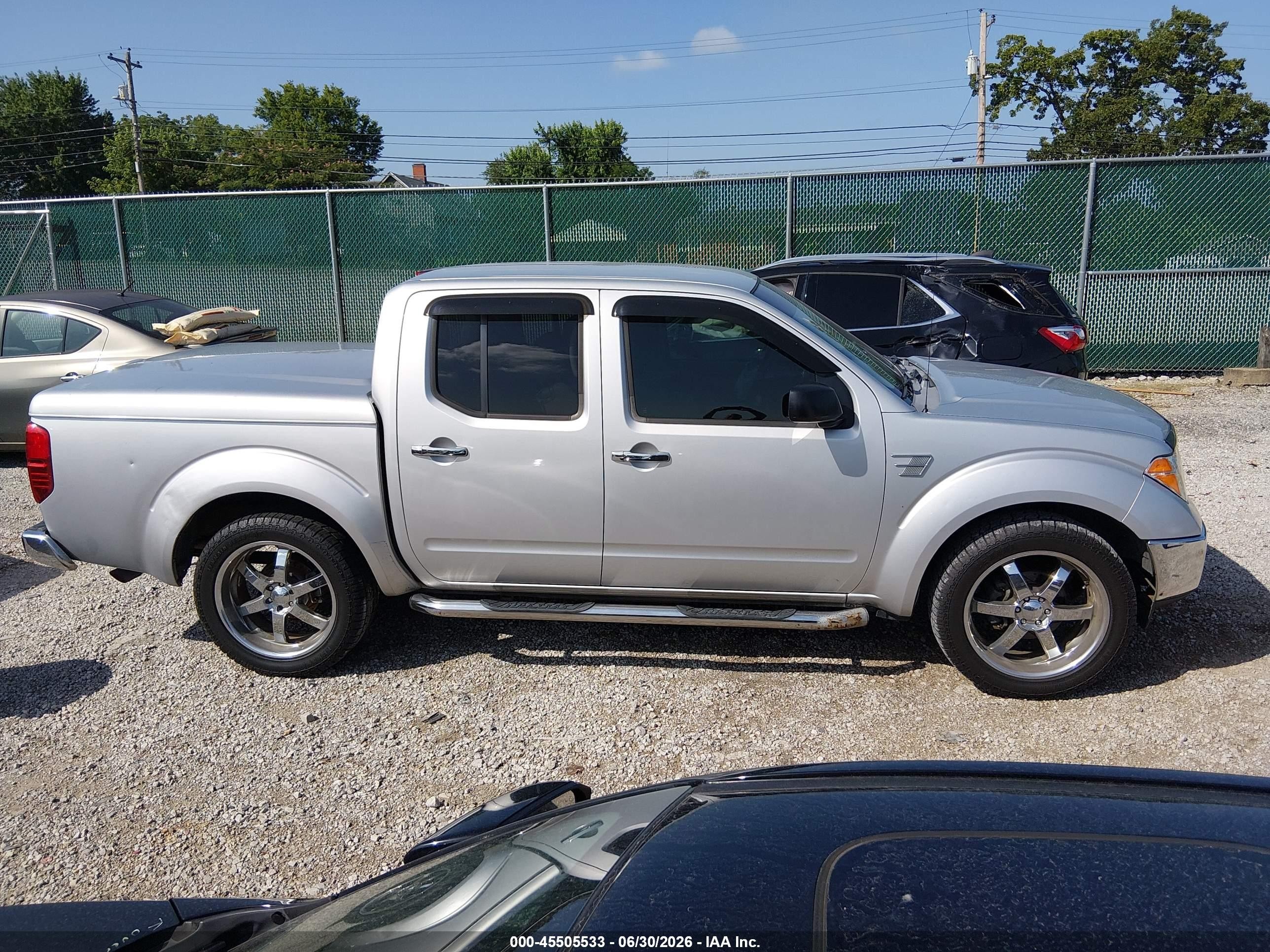 2008 Nissan Frontier Se Серебряный vin: 1N6AD07UX8C419451