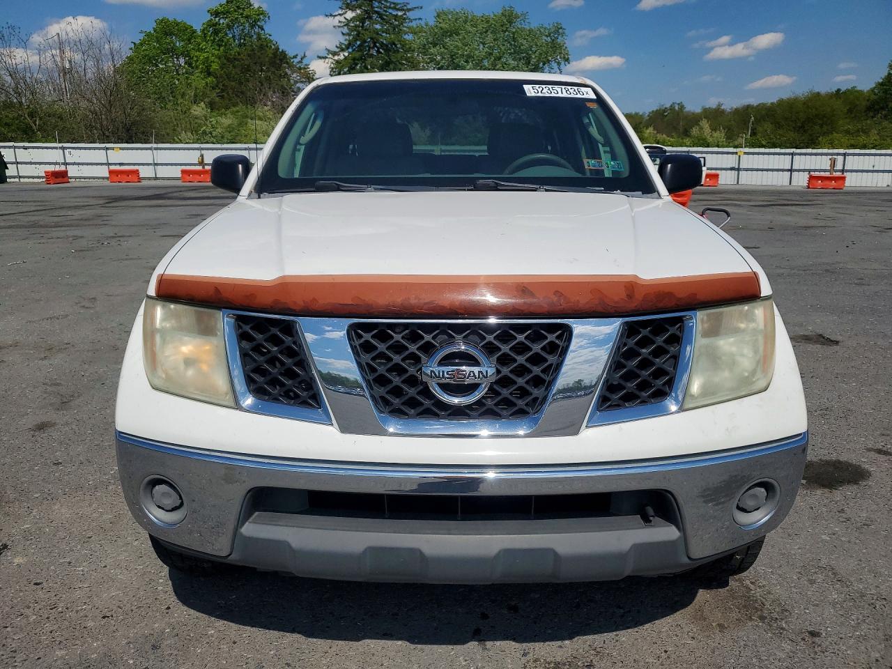 2007 Nissan Frontier Se Белый vin: 1N6AD07W07C462003