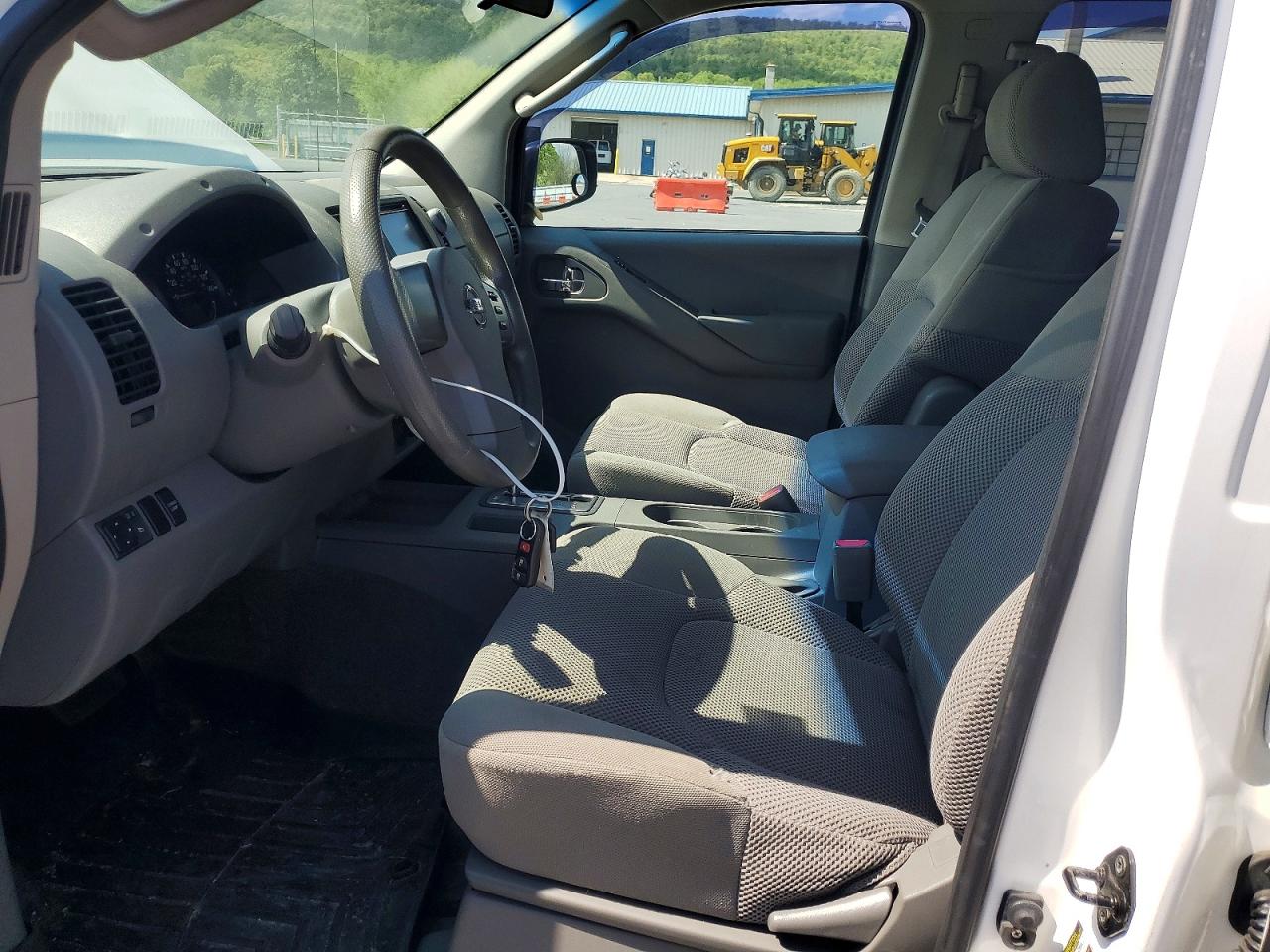 2007 Nissan Frontier Se Белый vin: 1N6AD07W07C462003