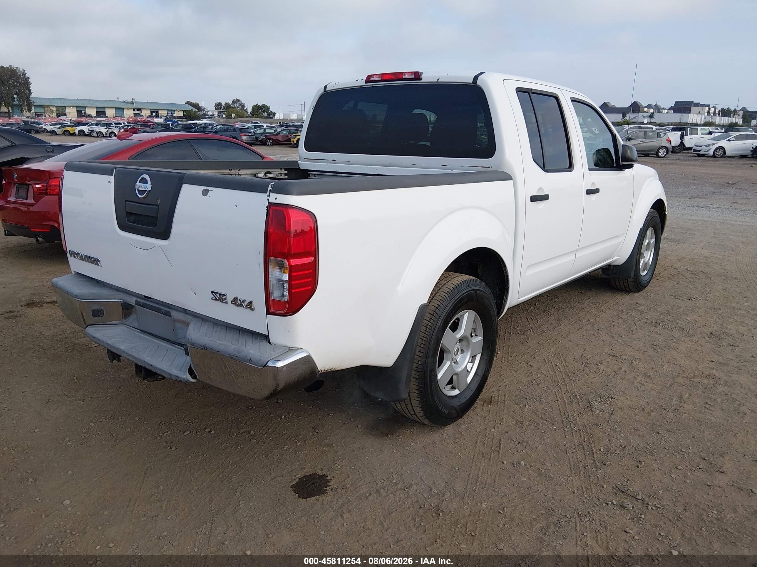 2008 Nissan Frontier Se Белый vin: 1N6AD07W08C419654