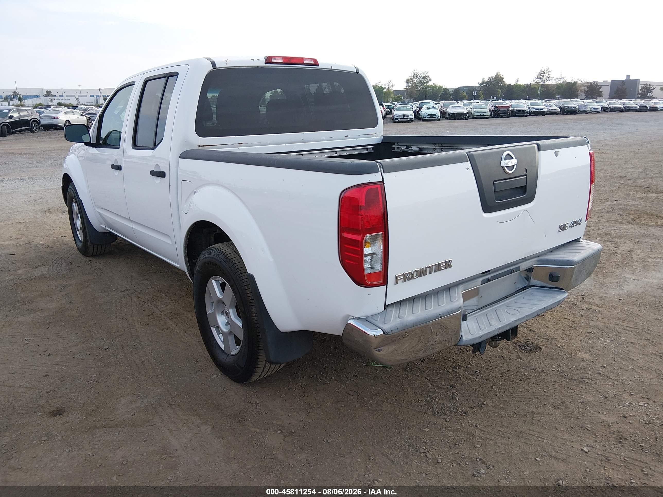 2008 Nissan Frontier Se Белый vin: 1N6AD07W08C419654