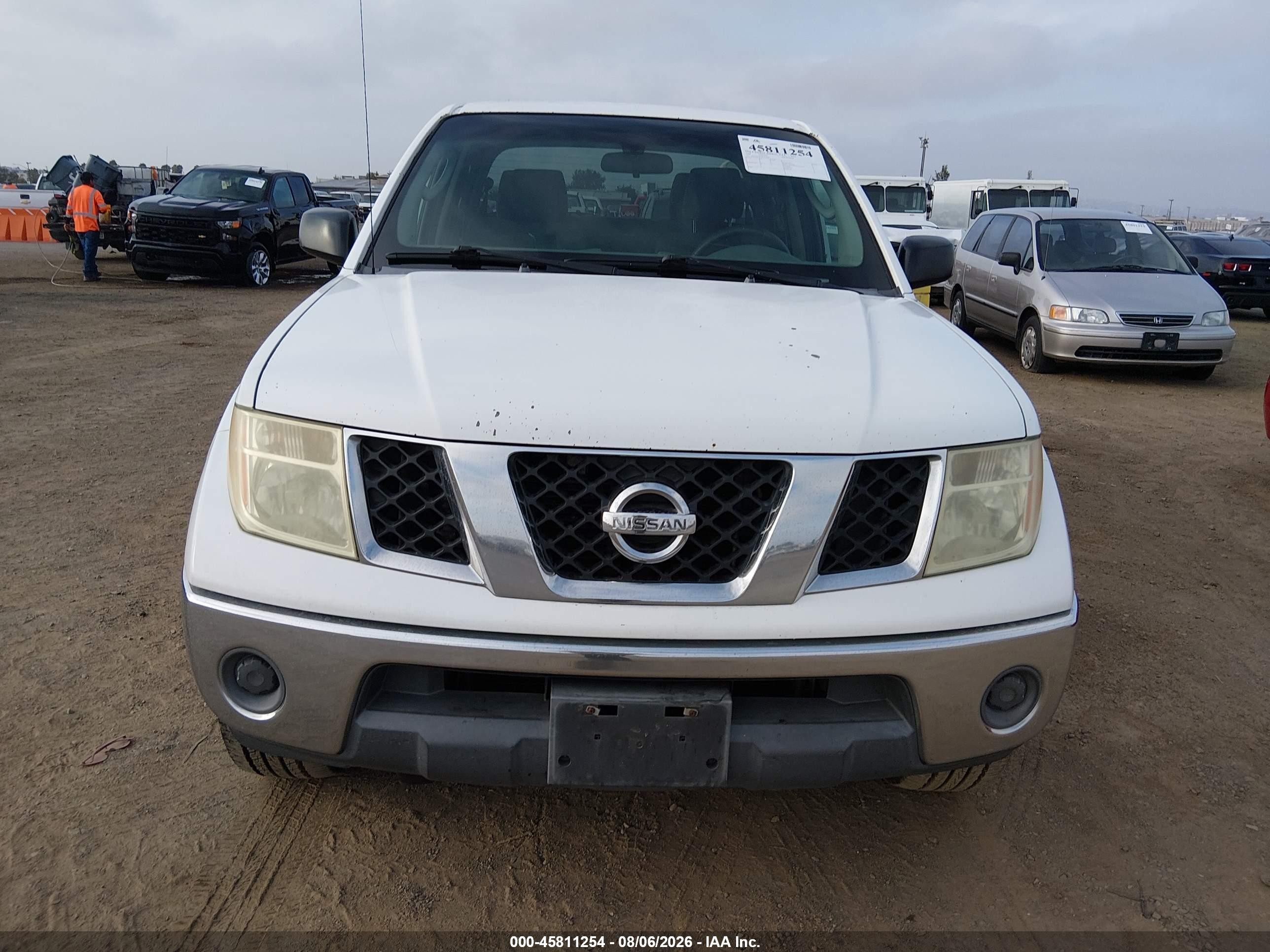 2008 Nissan Frontier Se Белый vin: 1N6AD07W08C419654