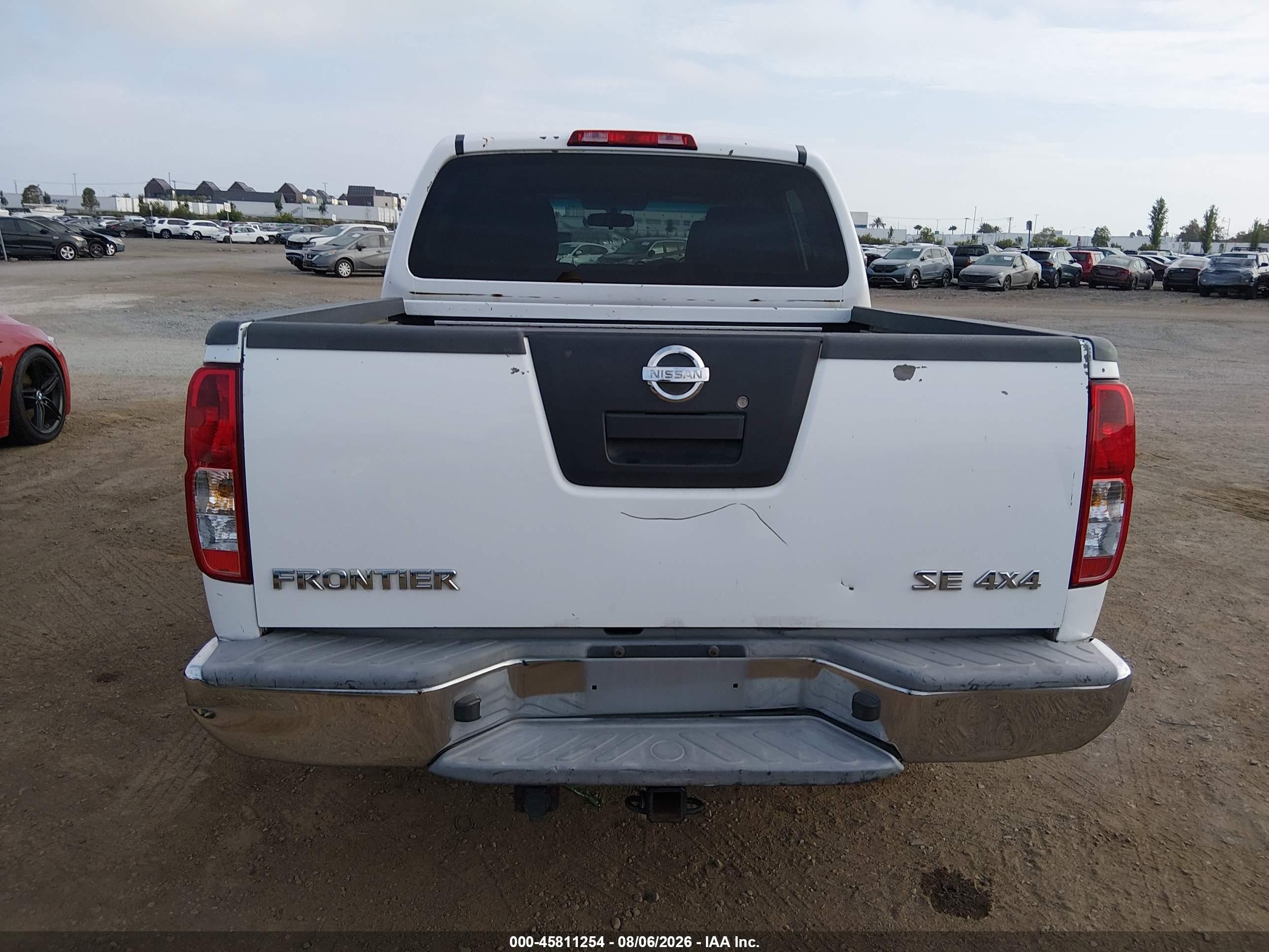 2008 Nissan Frontier Se Белый vin: 1N6AD07W08C419654