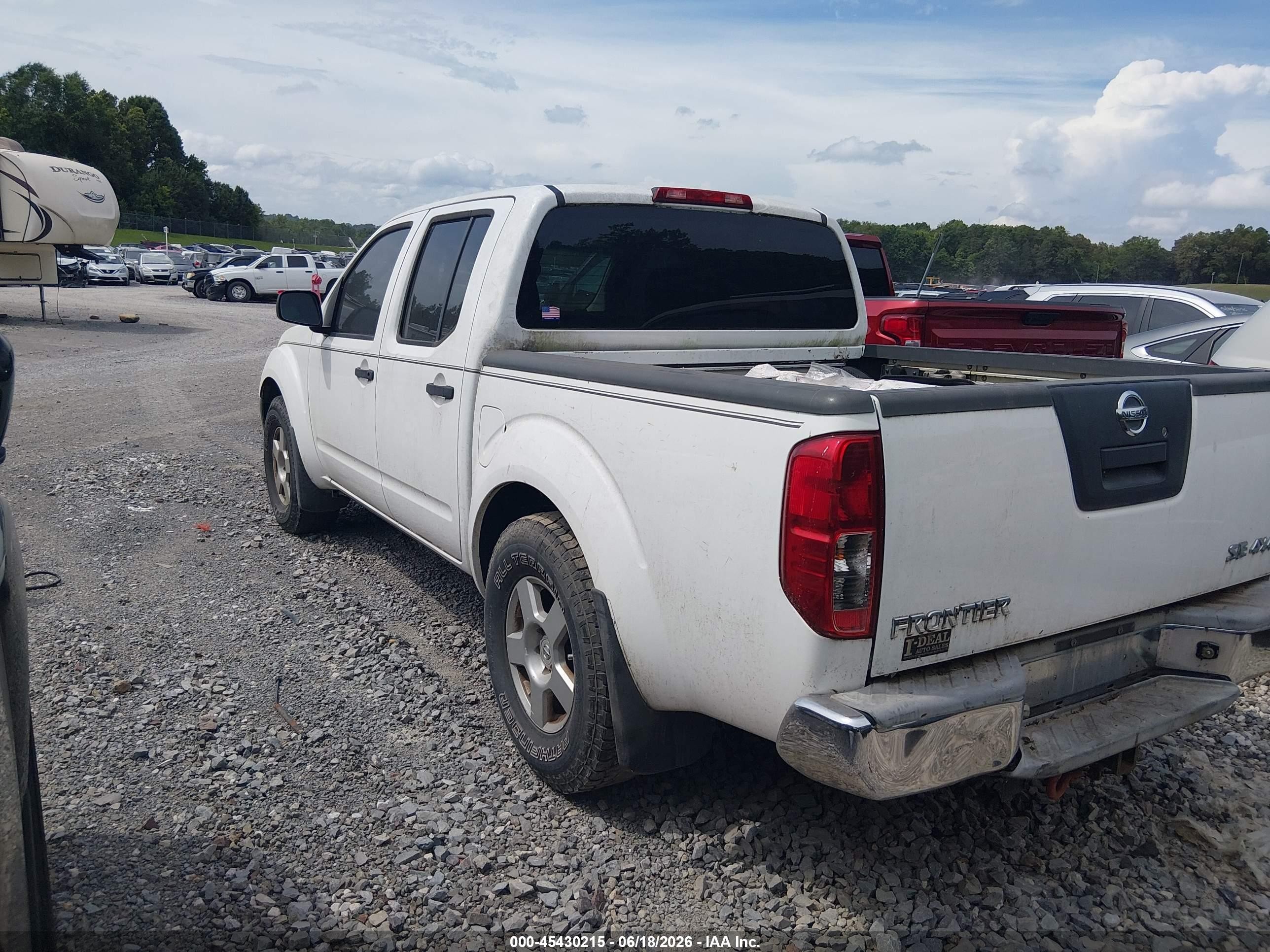 2007 Nissan Frontier Se White vin: 1N6AD07W17C463094