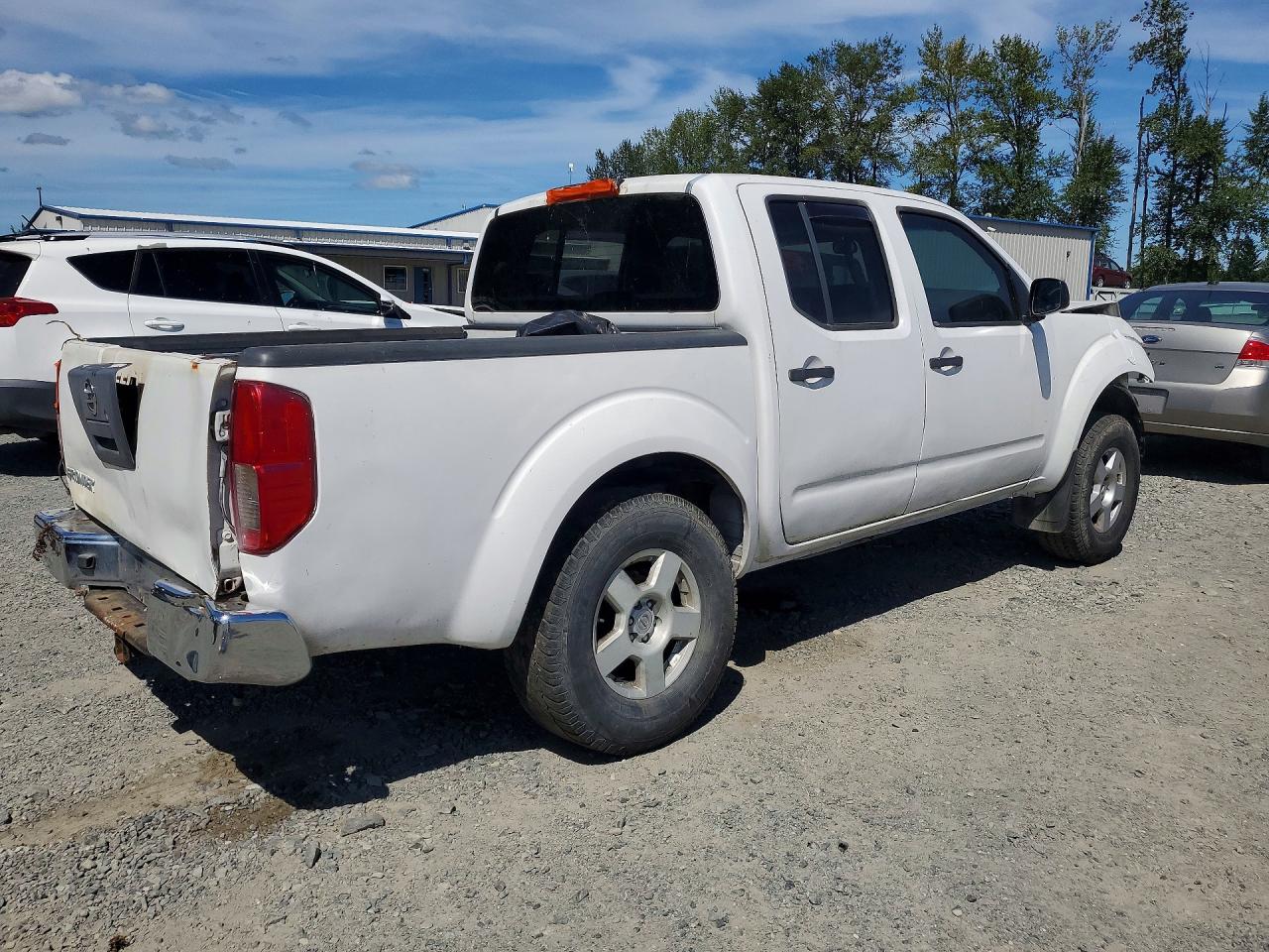 2005 Nissan Frontier Se Белый vin: 1N6AD07W25C412166